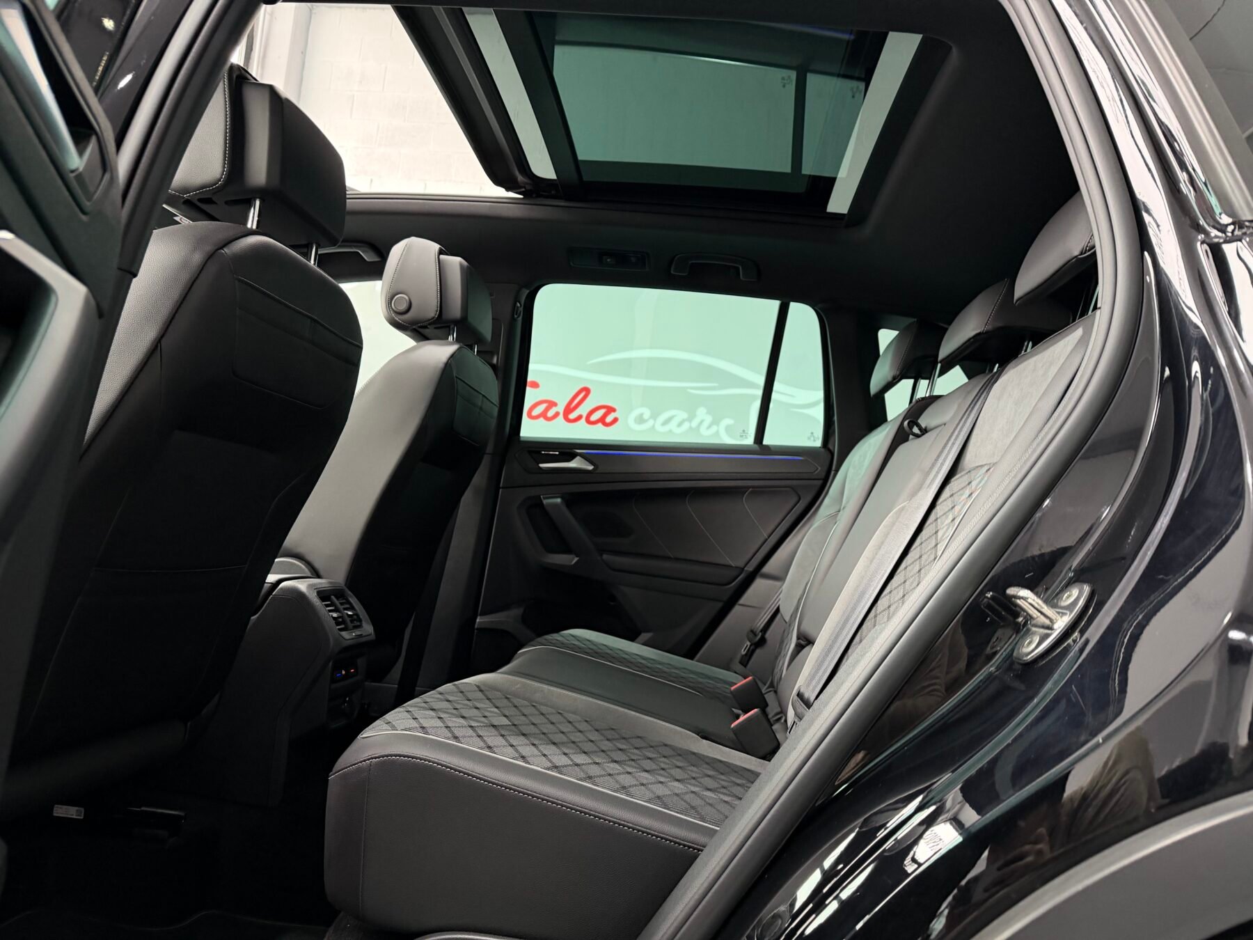 VOLKSWAGEN TIGUAN VOLKSWAGEN Tiguan RLine 2.0 TDI 110kW 150CV DSG