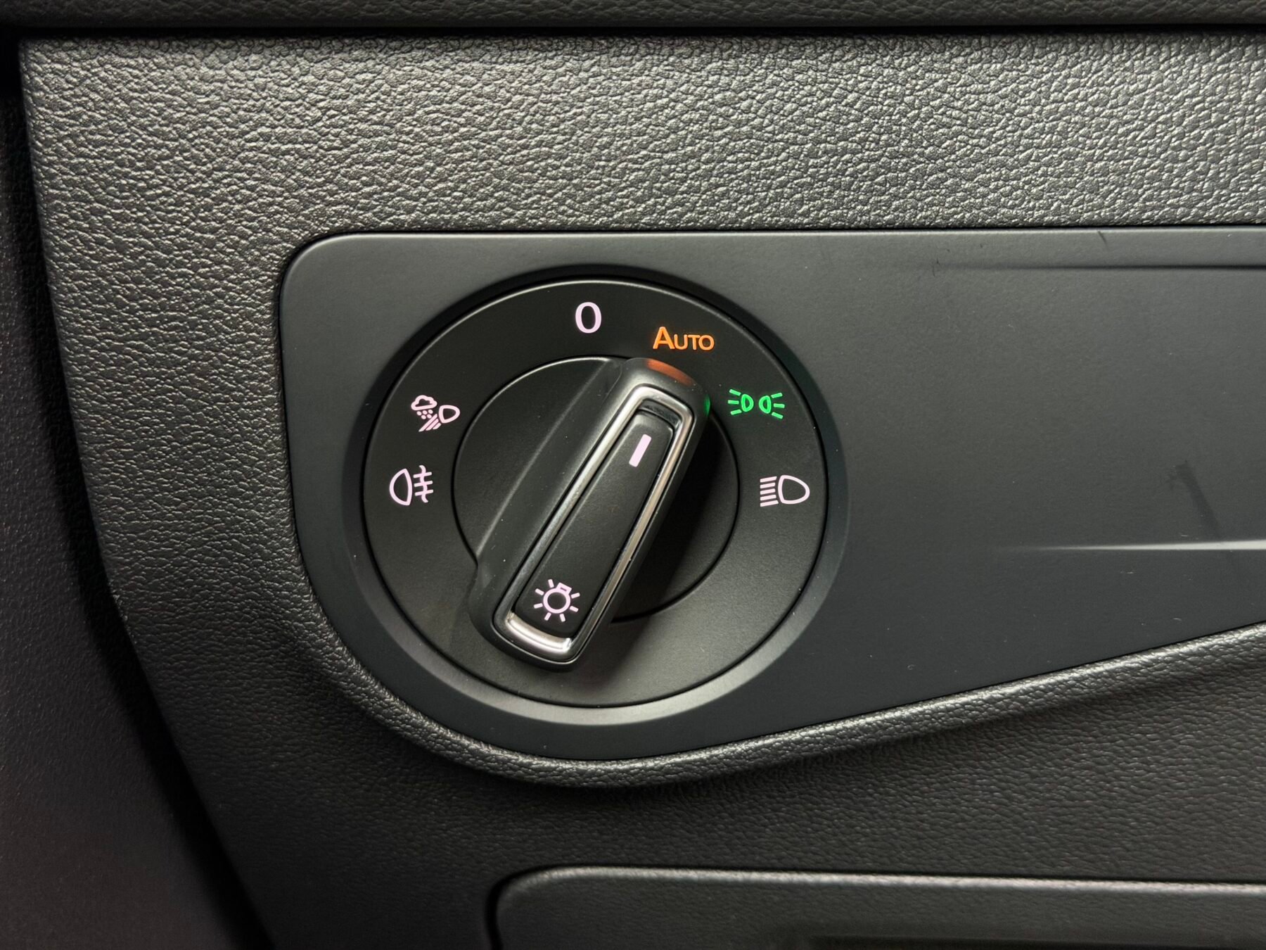 VOLKSWAGEN TIGUAN VOLKSWAGEN Tiguan RLine 2.0 TDI 110kW 150CV DSG