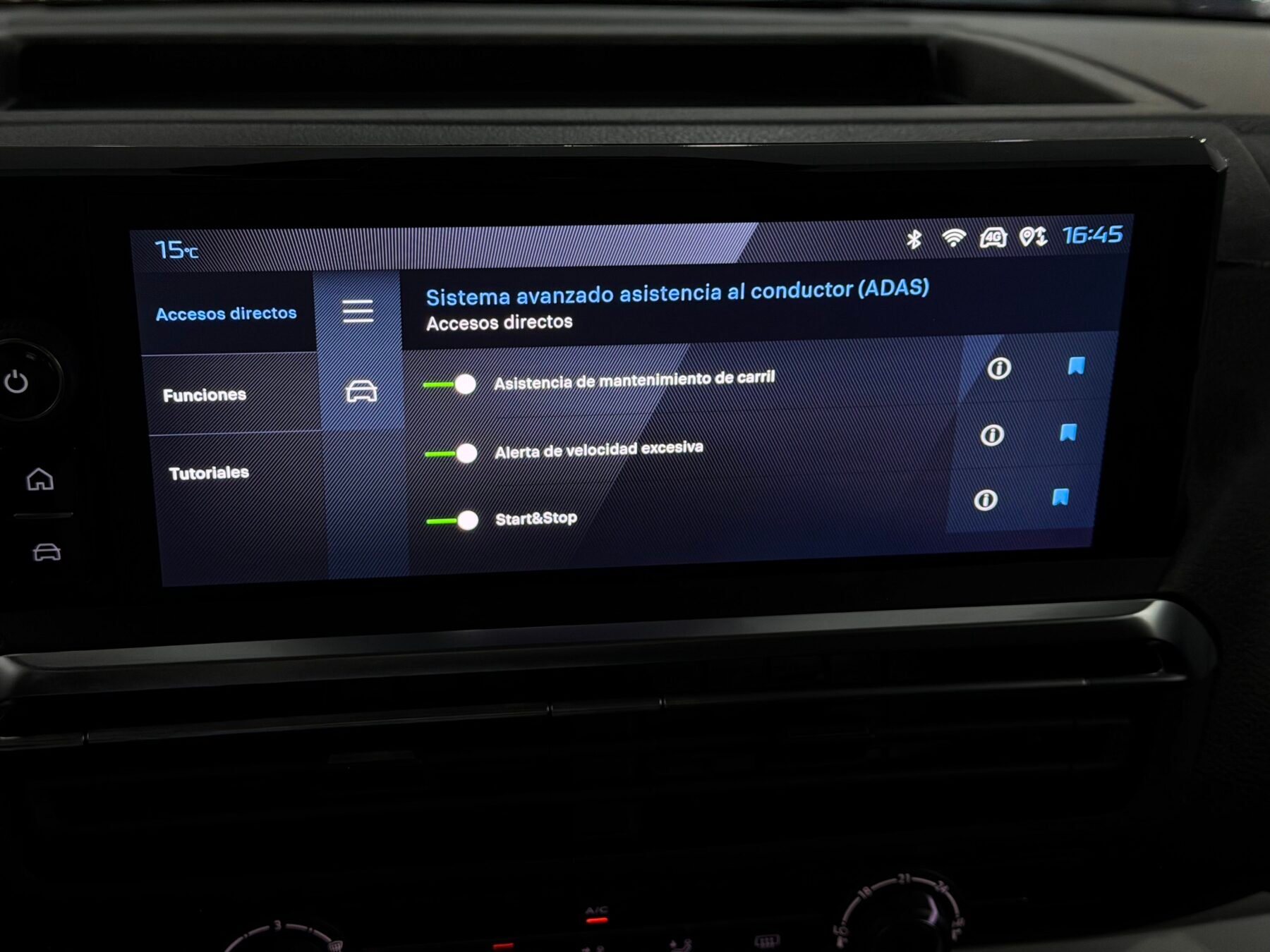 PEUGEOT Travelle PEUGEOT Traveller Business Standard BlueHDi 180 SS EAT8