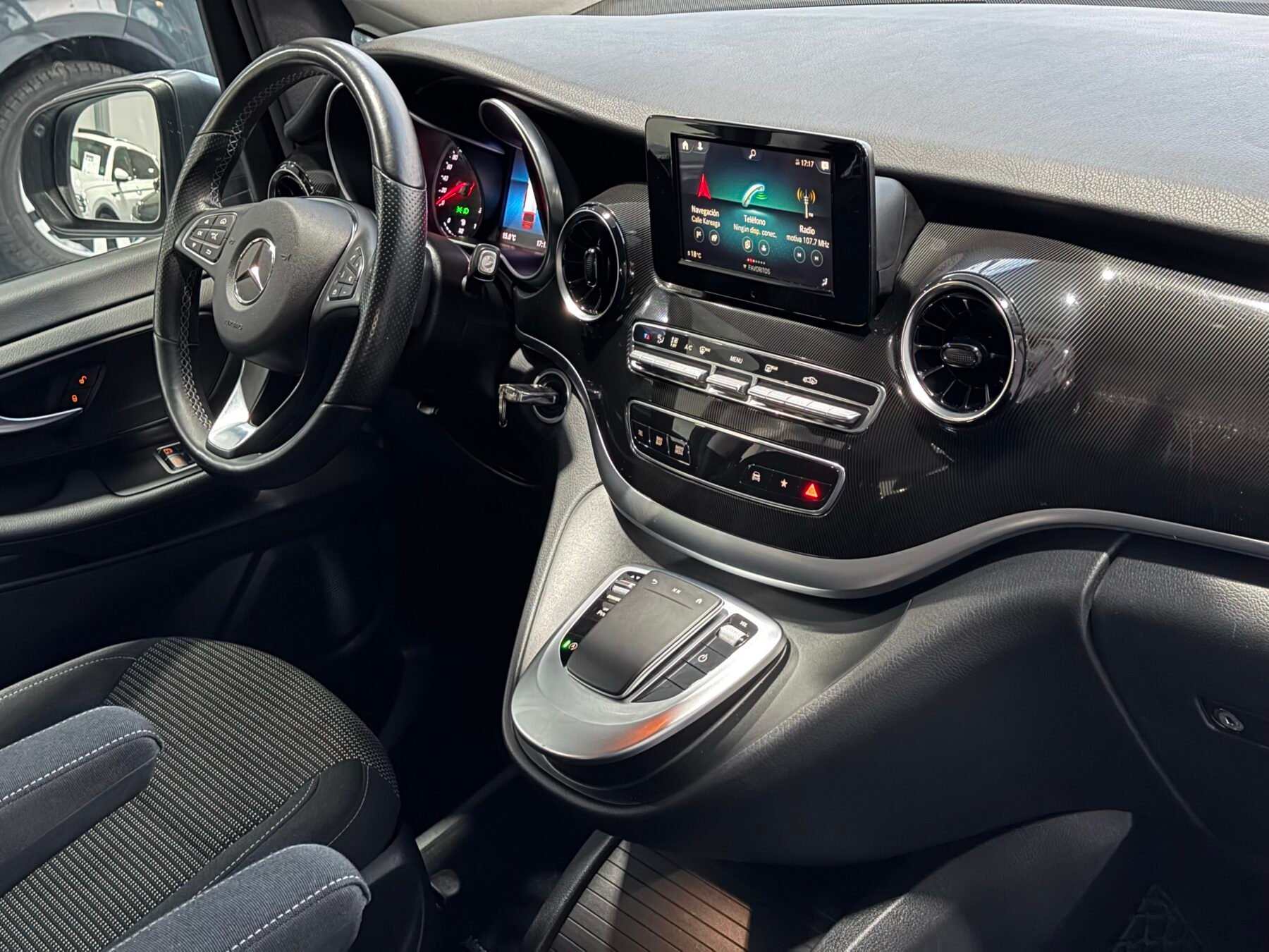 MERCEDES-BENZ CLASE V Avantgarde largo 9G