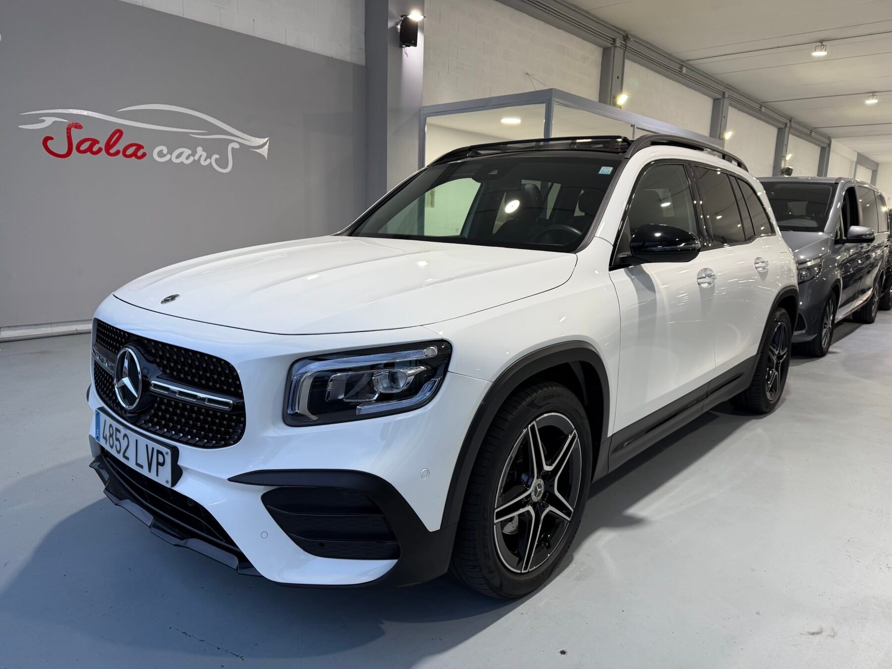 MERCEDES-BENZ GLB AMG 4 MATIC 200