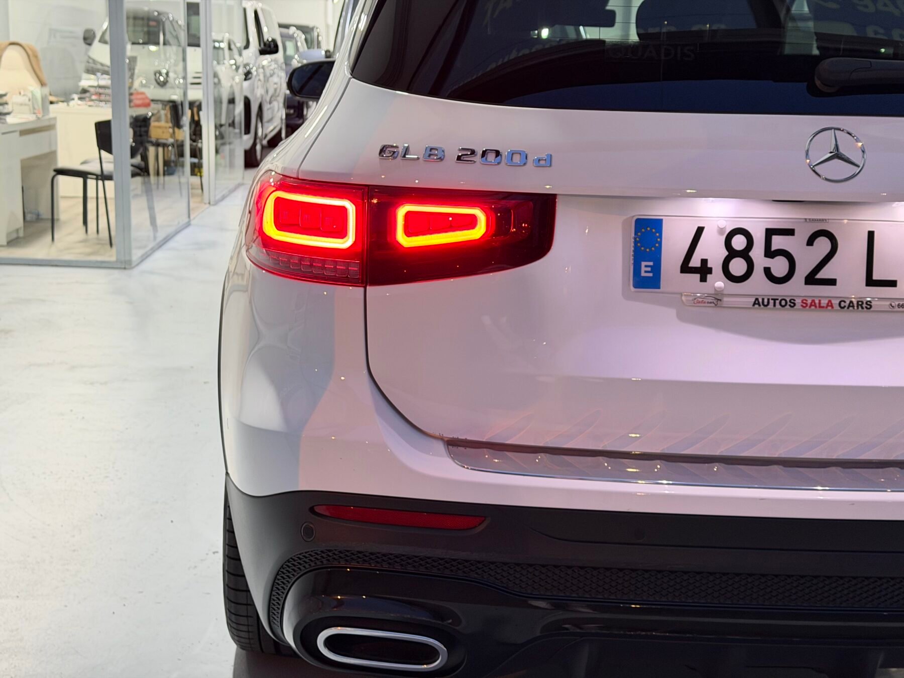 MERCEDES-BENZ GLB AMG 4 MATIC 200