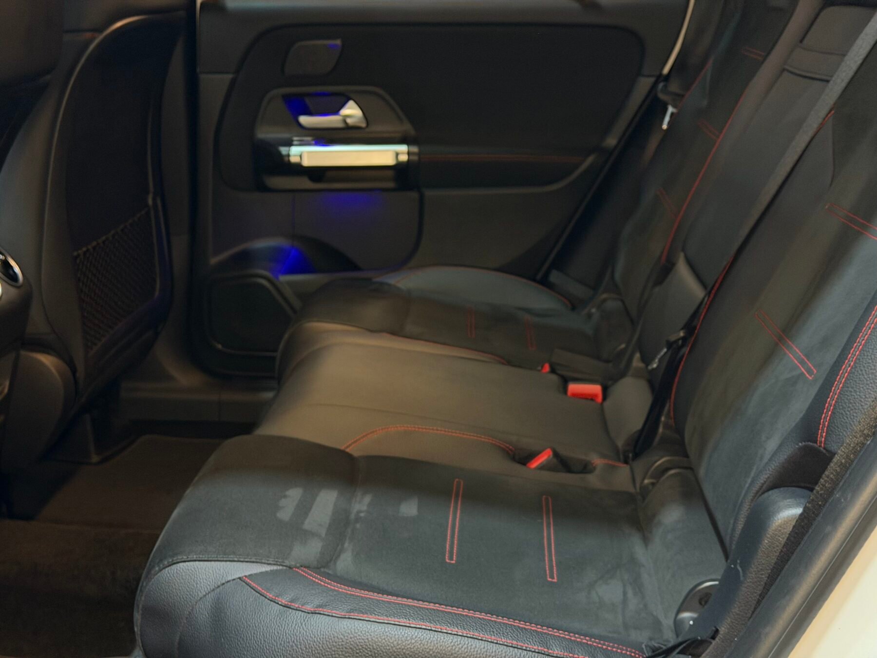 MERCEDES-BENZ GLB AMG 4 MATIC 200