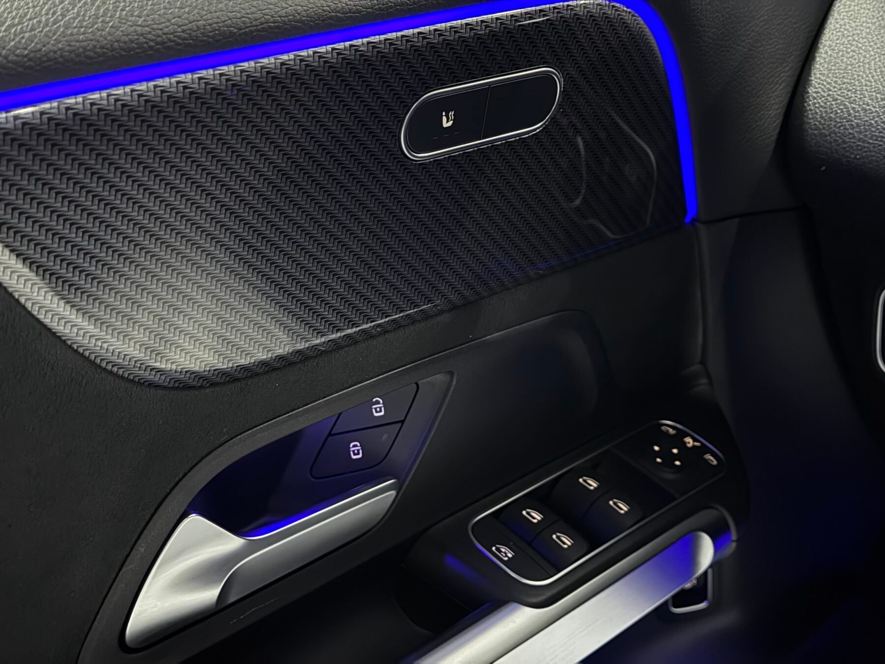 MERCEDES-BENZ GLB AMG 4 MATIC 200