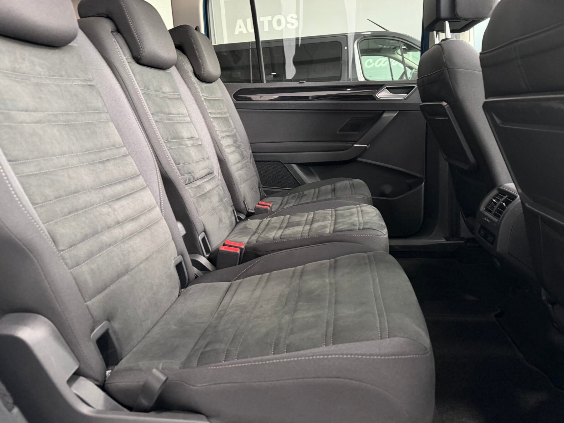 VOLKSWAGEN TOURAN RLINE 2.0TDI DSG7