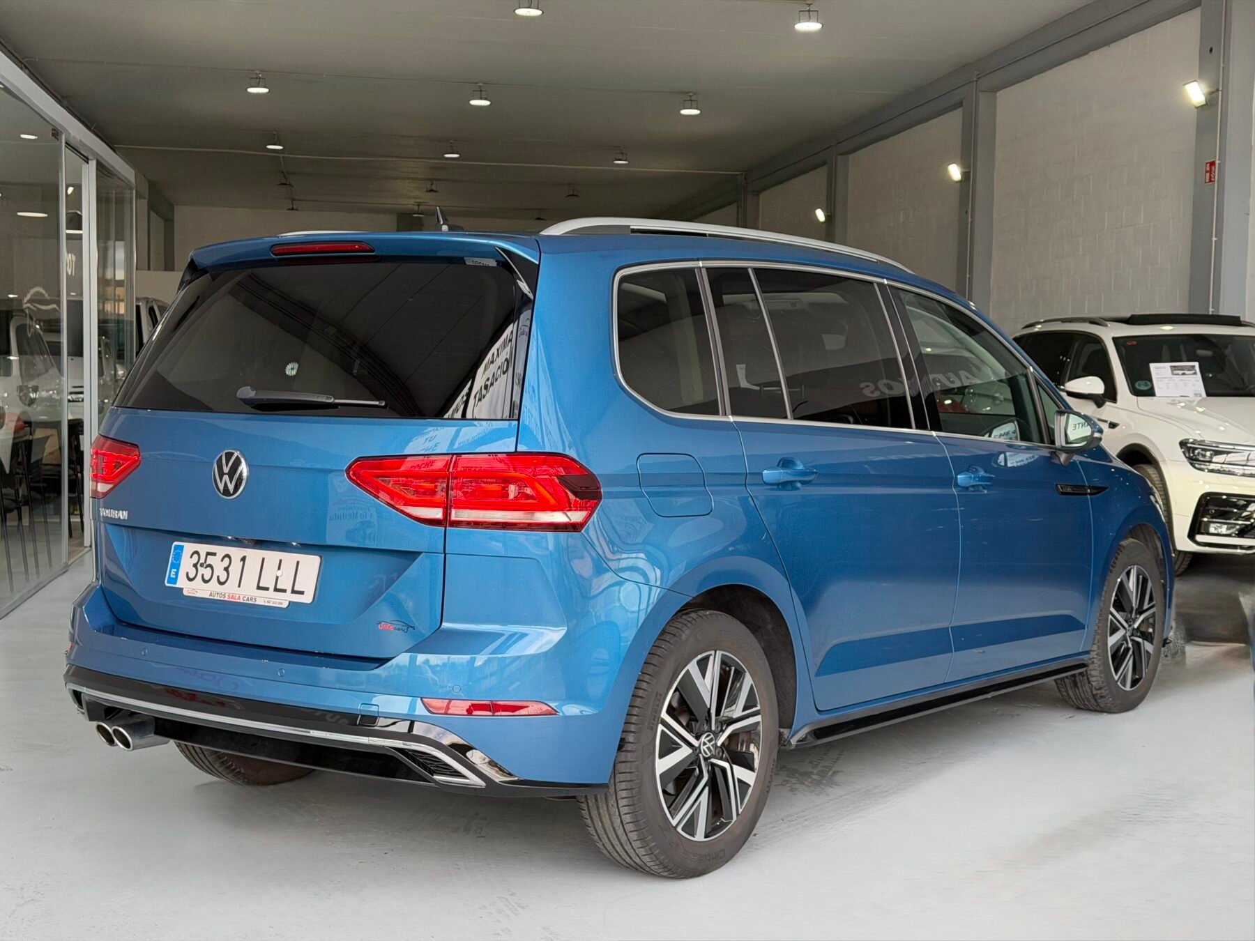 VOLKSWAGEN TOURAN RLINE 2.0TDI DSG7