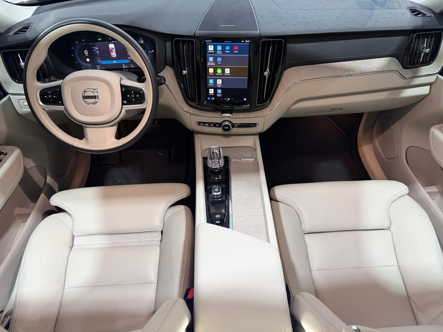 VOLVO XC60 T6 AWD INSCRIPTION AUTO RESTYLING 