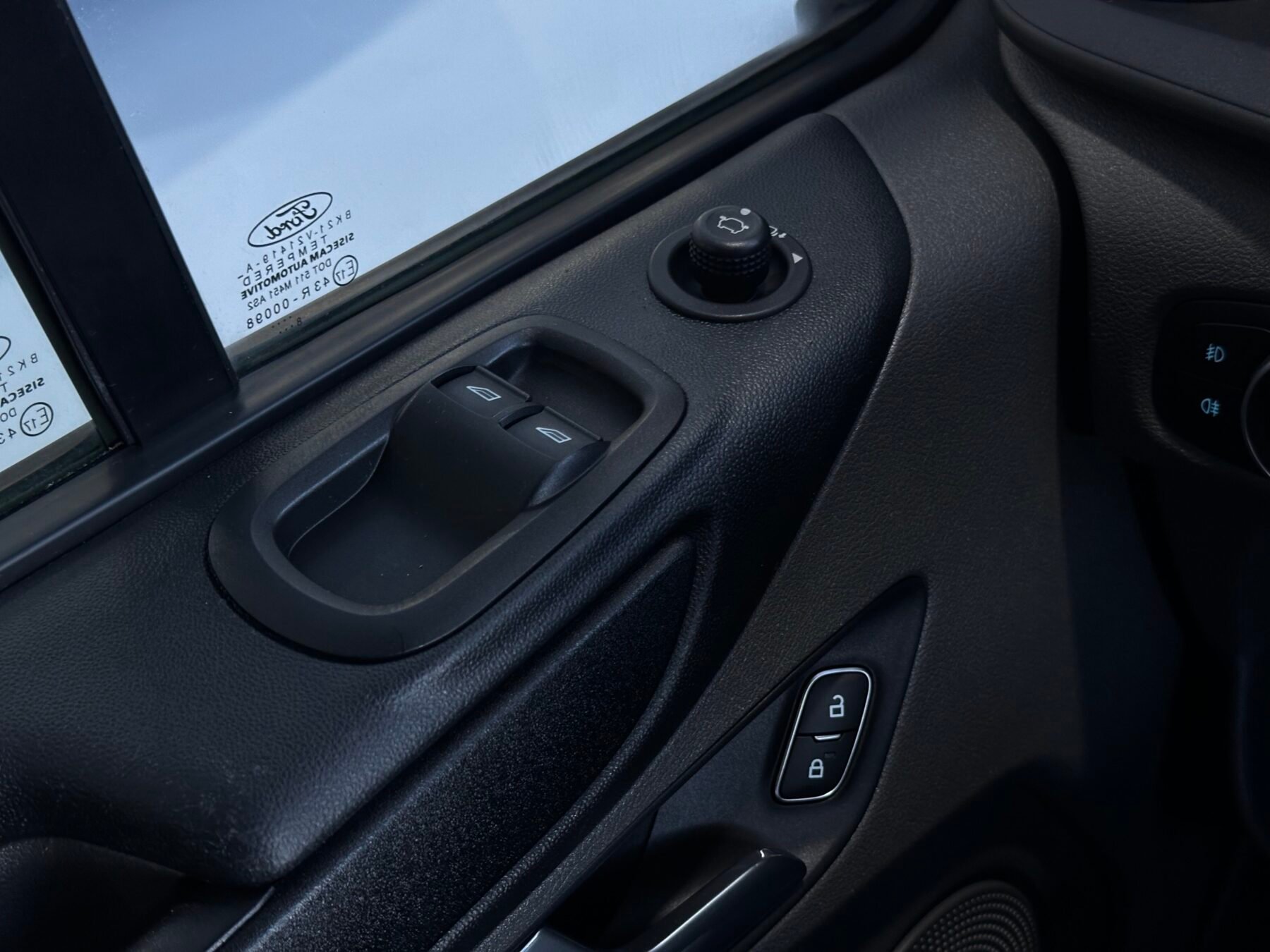 FORD TRANSIT CUSTOM L1H1 2.0 TDCI 130CV