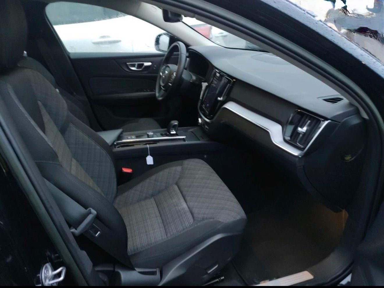 VOLVO V60 VOLVO V60 2.0 B4 D Essential Auto