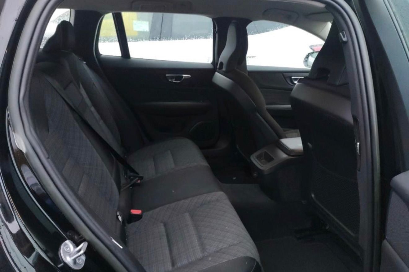 VOLVO V60 VOLVO V60 2.0 B4 D Essential Auto