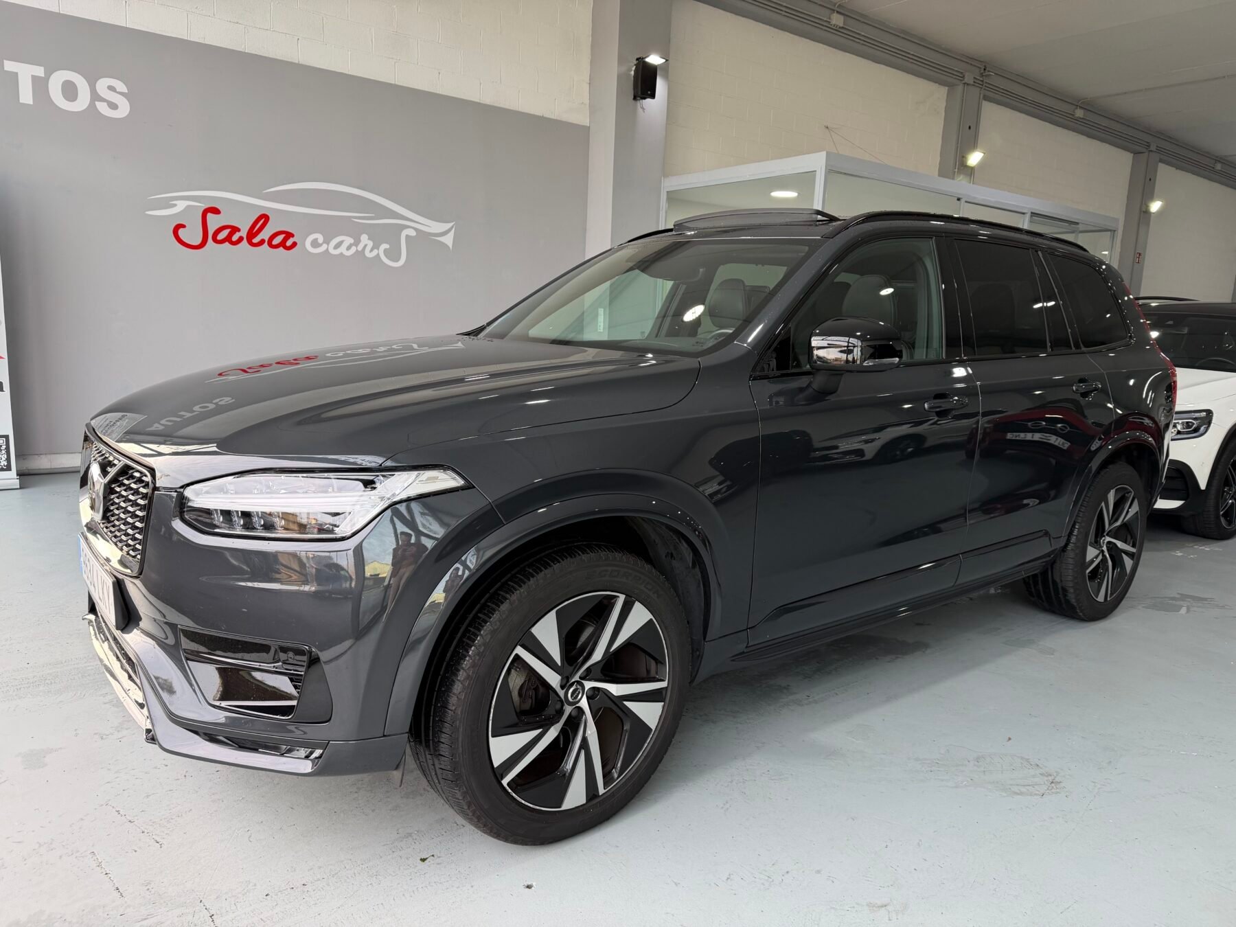 VOLVO XC90 RDESIGN B5 G AWD