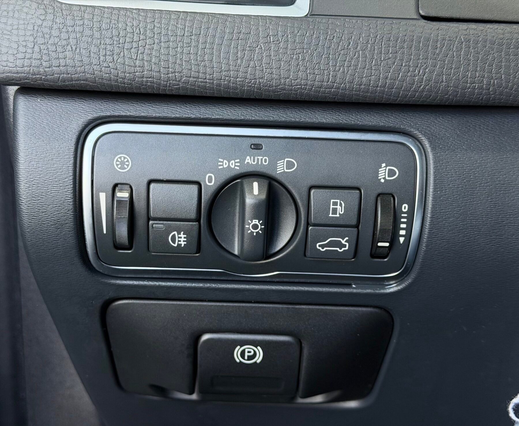 VOLVO XC60 volvo XC60 2.0 D3 Momentum 