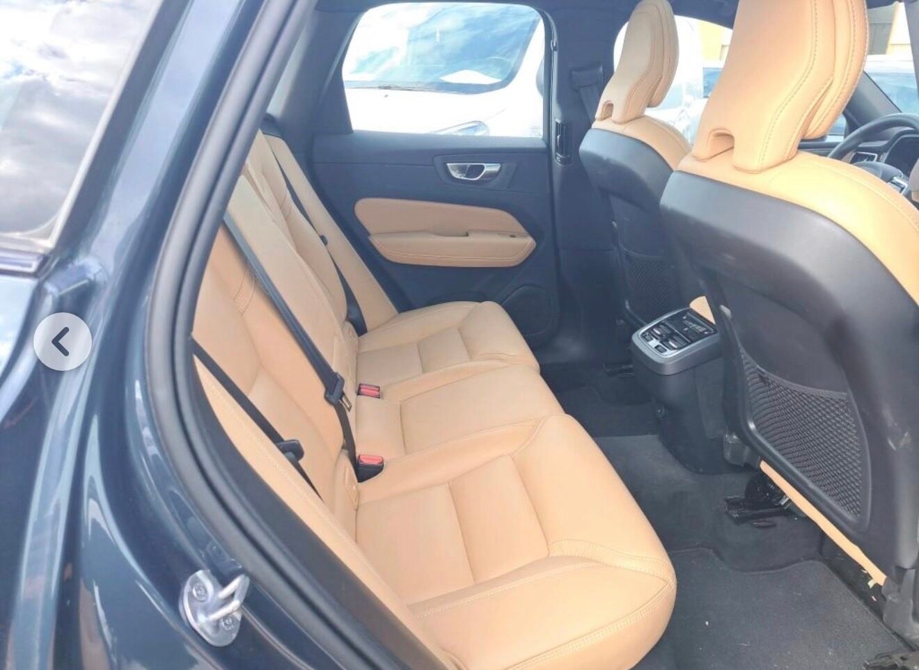 VOLVO XC60 B4 AWD ULTIMATE DARK AUTO