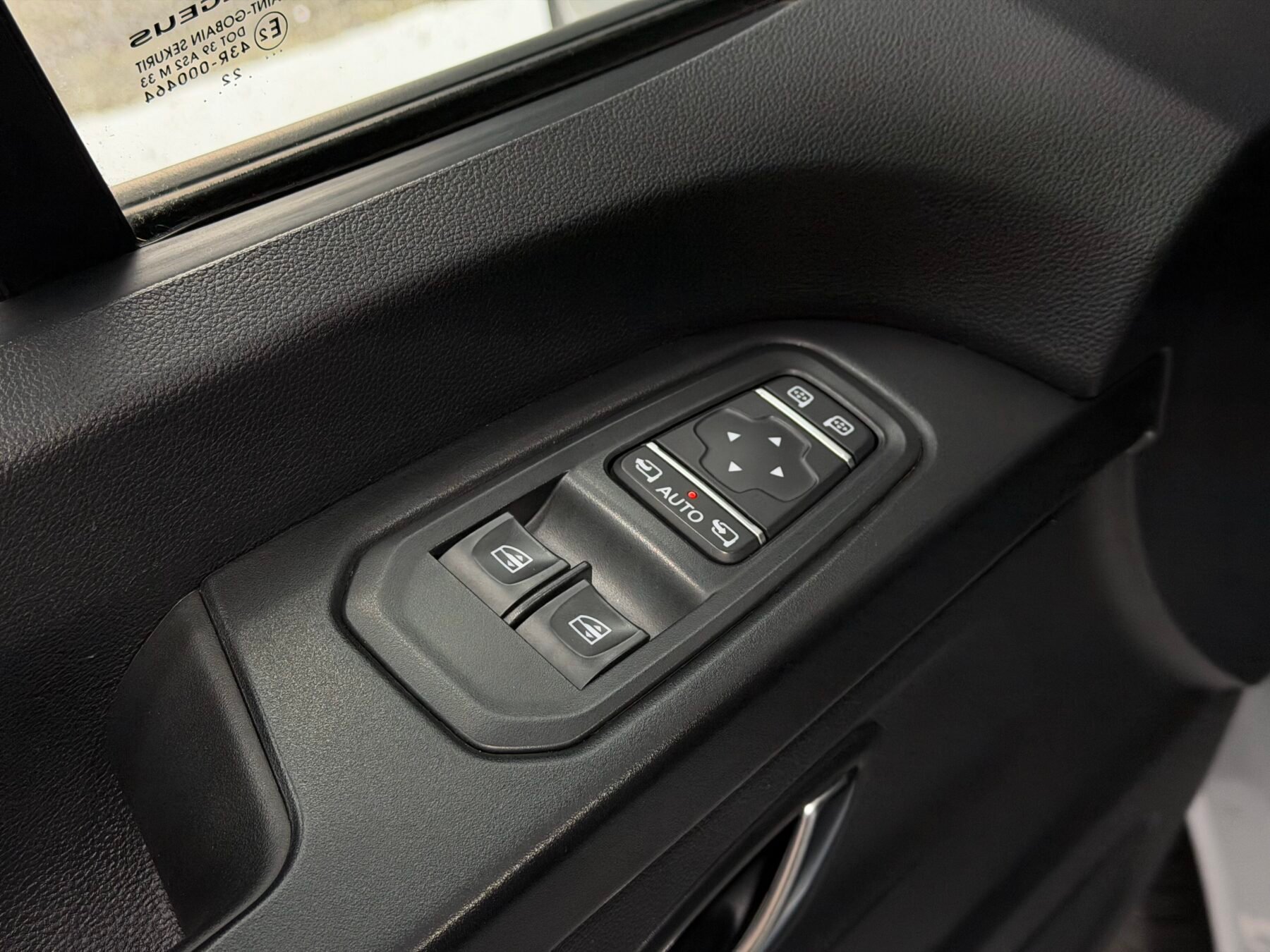 RENAULT TRAFIC Mixto N1 56 Ener Blue dCi 110kW 150CV