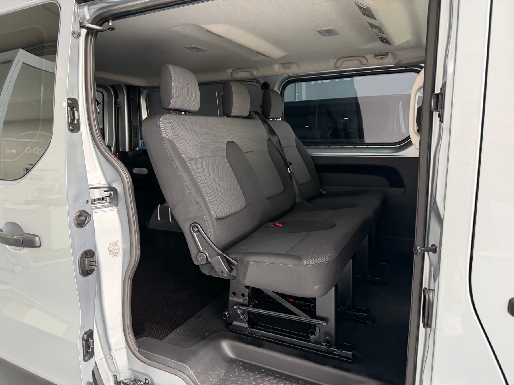 RENAULT TRAFIC Mixto N1 56 Ener Blue dCi 110kW 150CV