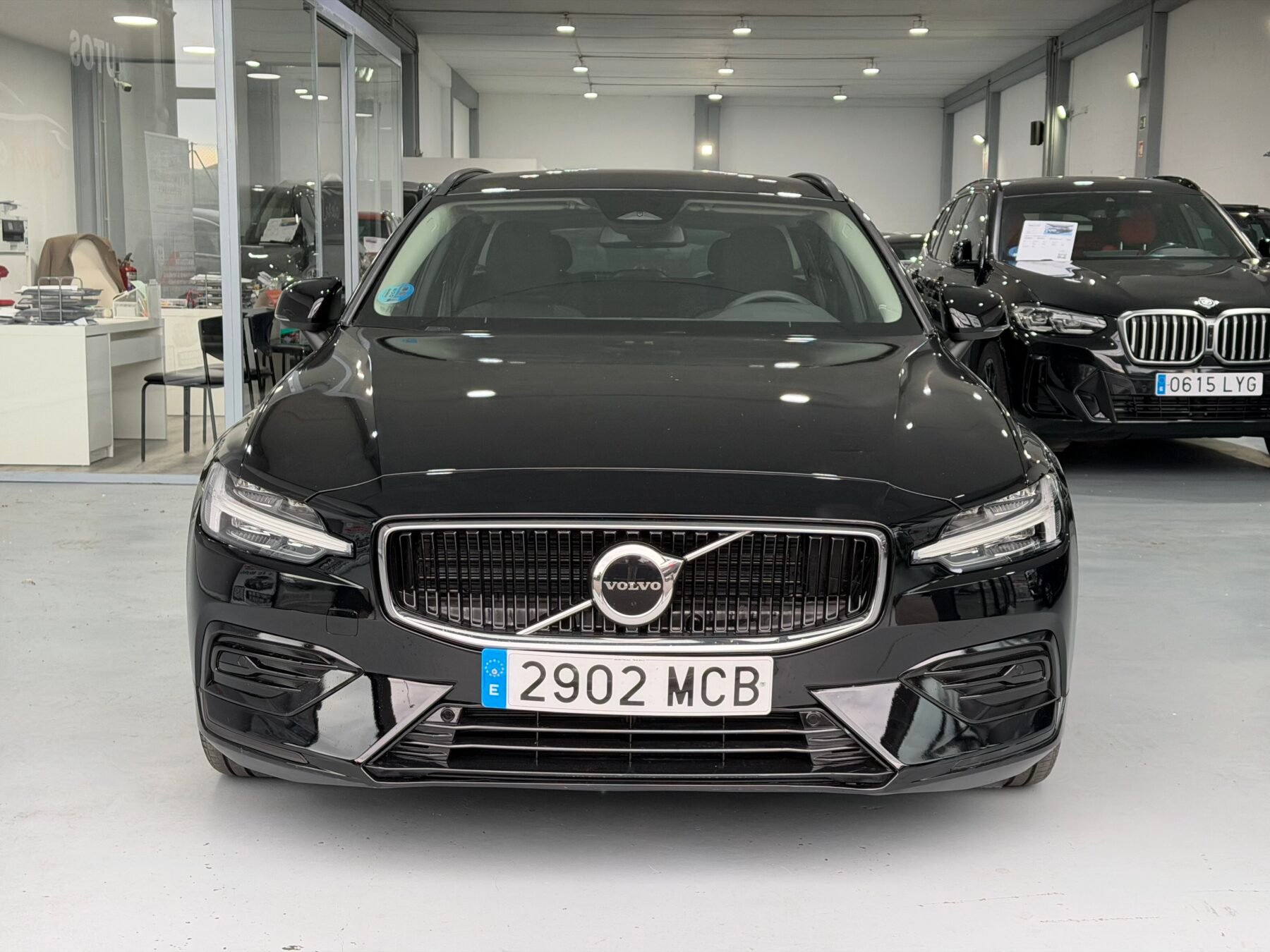 VOLVO V60 VOLVO V60 2.0 B4 D Essential Auto