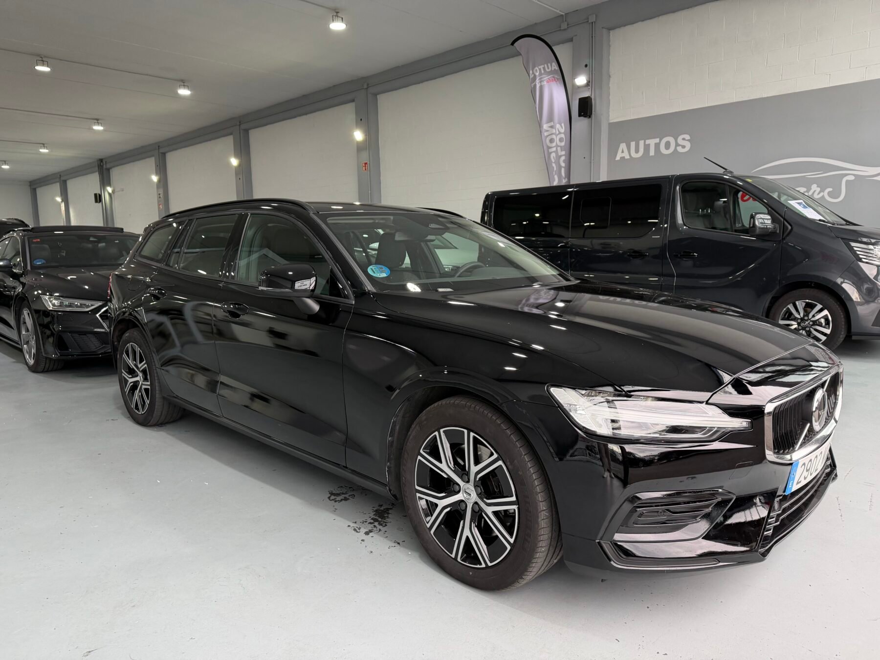 VOLVO V60 VOLVO V60 2.0 B4 D Essential Auto