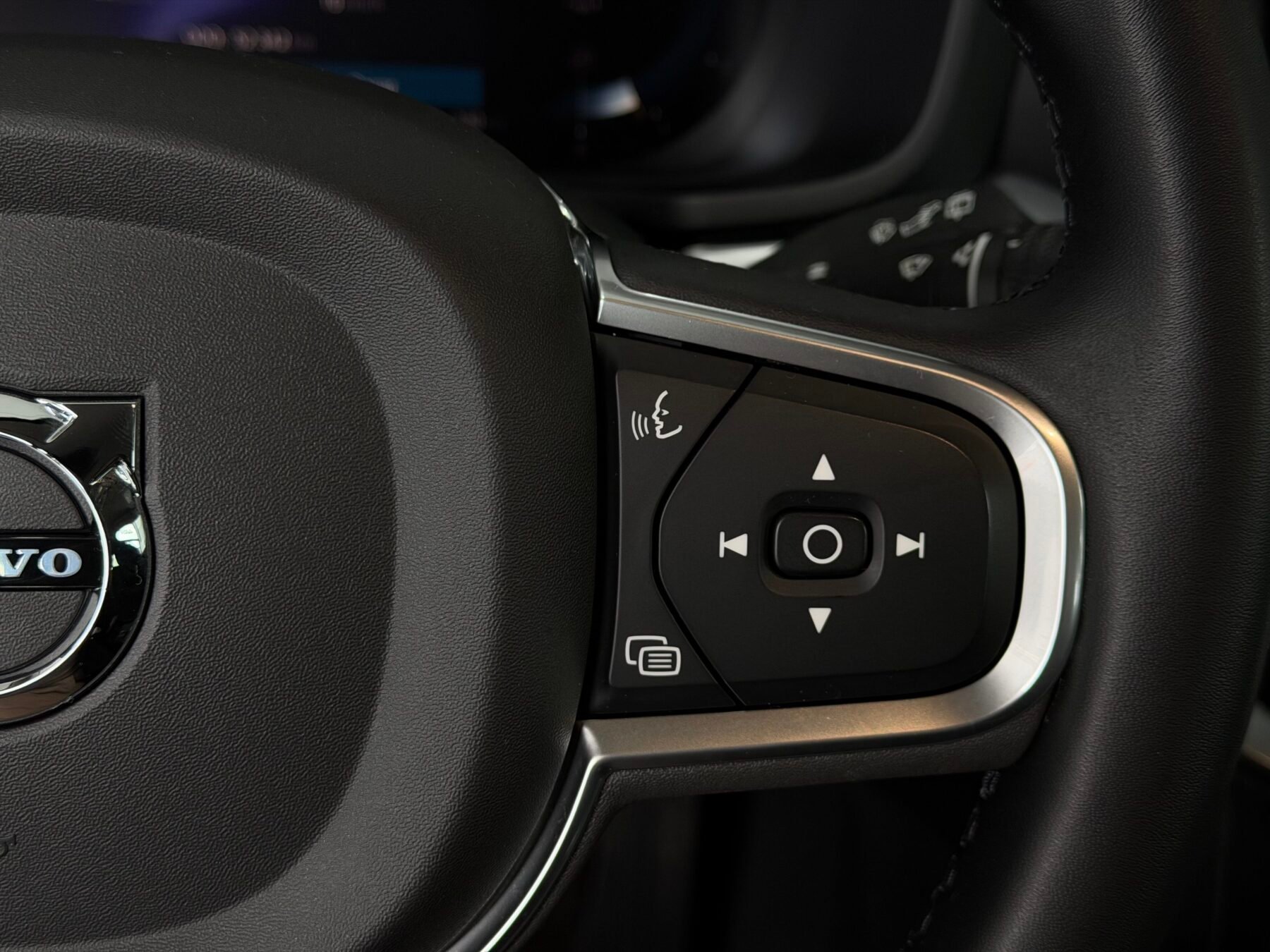 VOLVO V60 VOLVO V60 2.0 B4 D Essential Auto