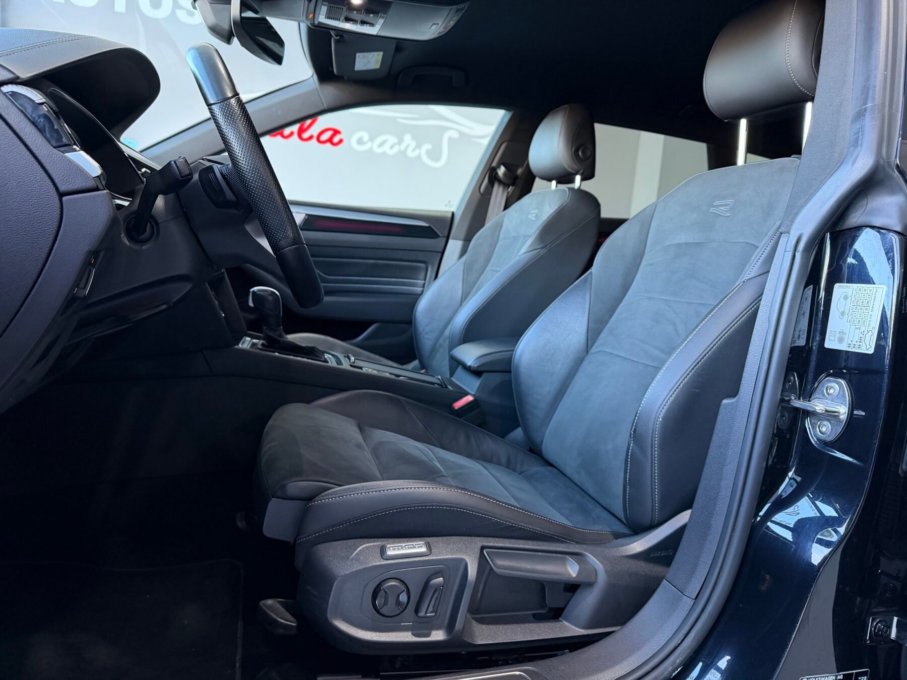 VOLKSWAGEN ARTEON SHOOTING BREAK RLINE 