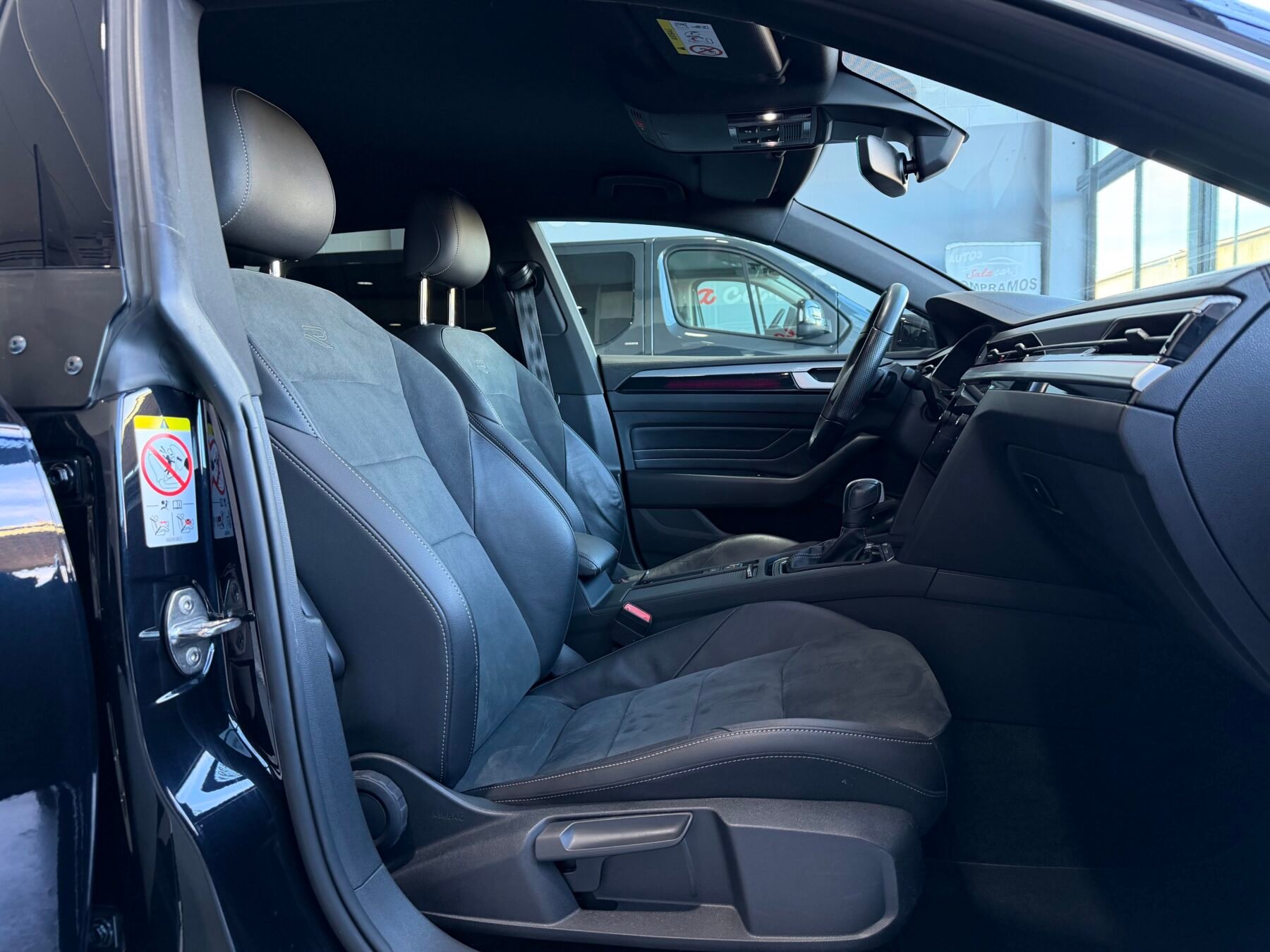 VOLKSWAGEN ARTEON SHOOTING BREAK RLINE 