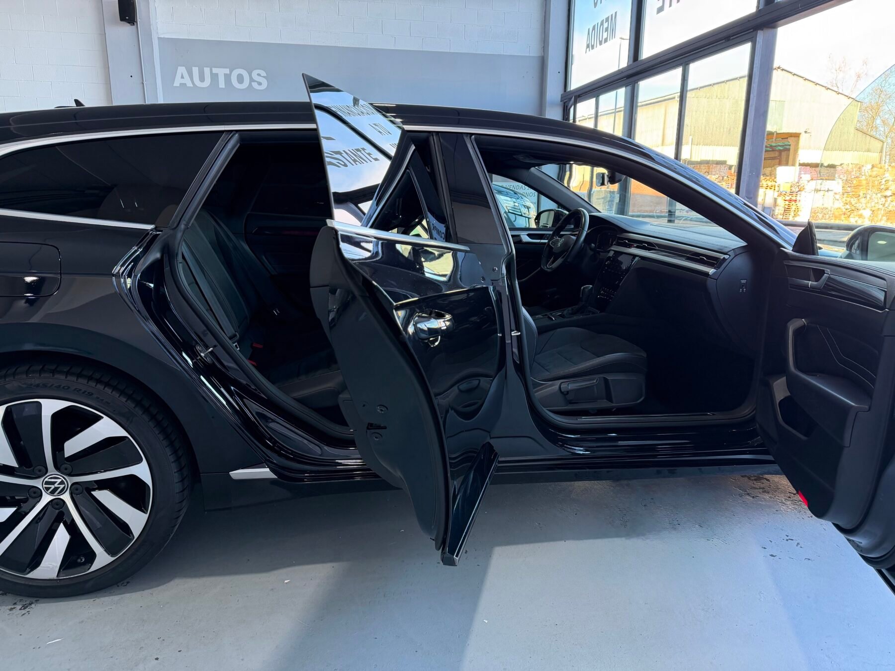 VOLKSWAGEN ARTEON SHOOTING BREAK RLINE 