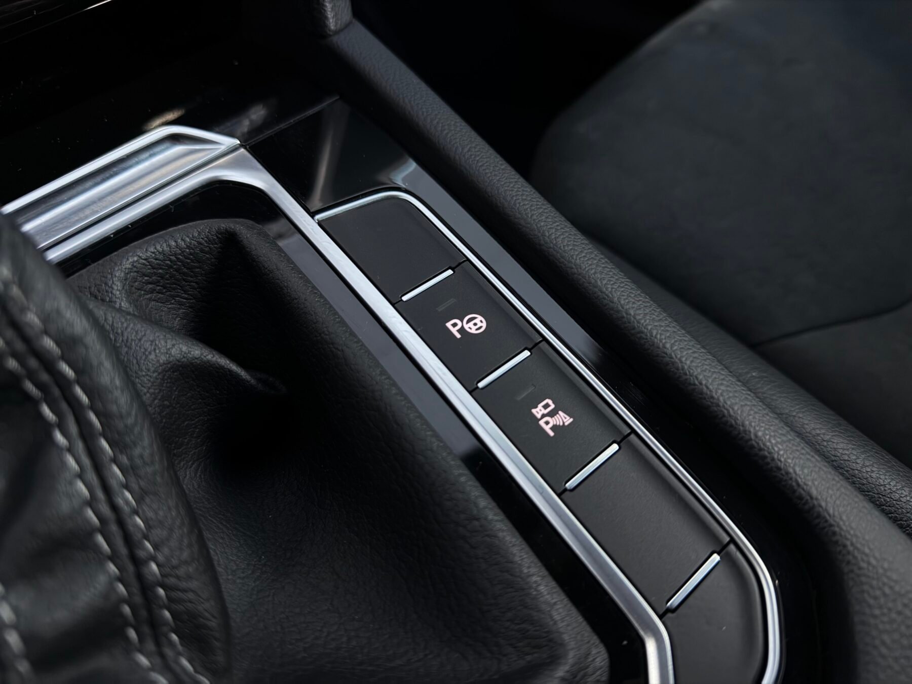 VOLKSWAGEN ARTEON SHOOTING BREAK RLINE 