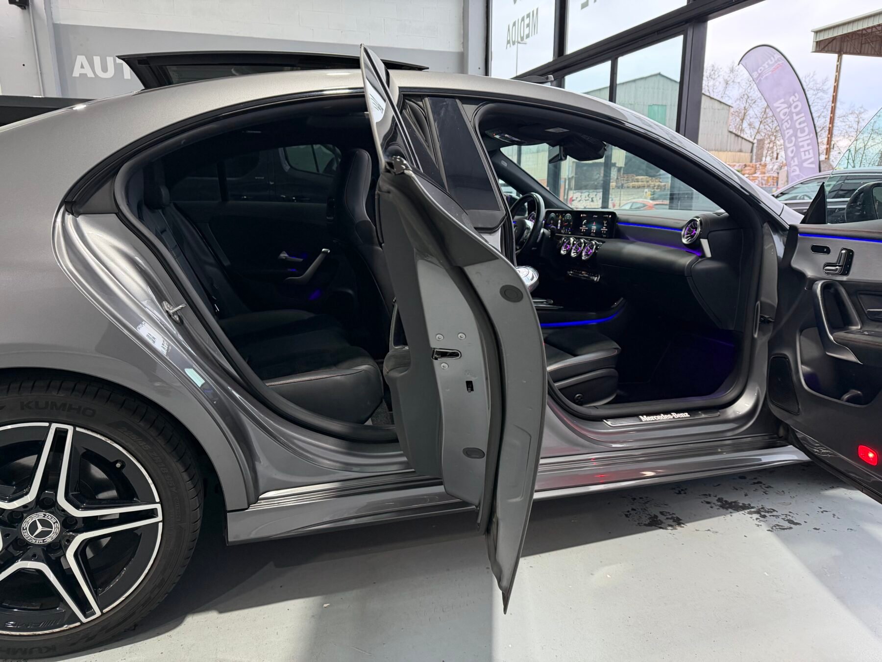 MERCEDES-BENZ CLASE CLA CLA 200 D DCT