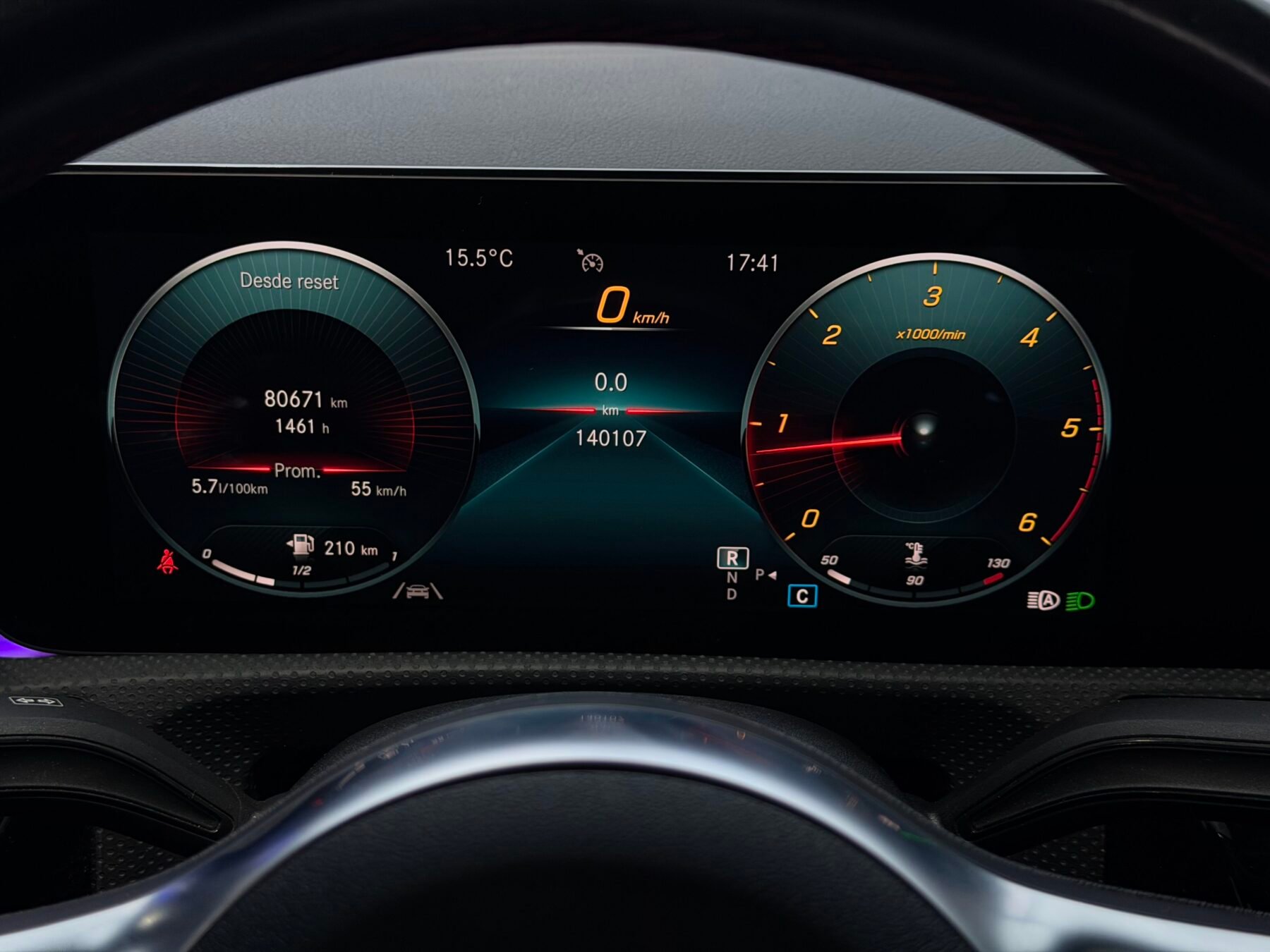 MERCEDES-BENZ CLASE CLA CLA 200 D DCT