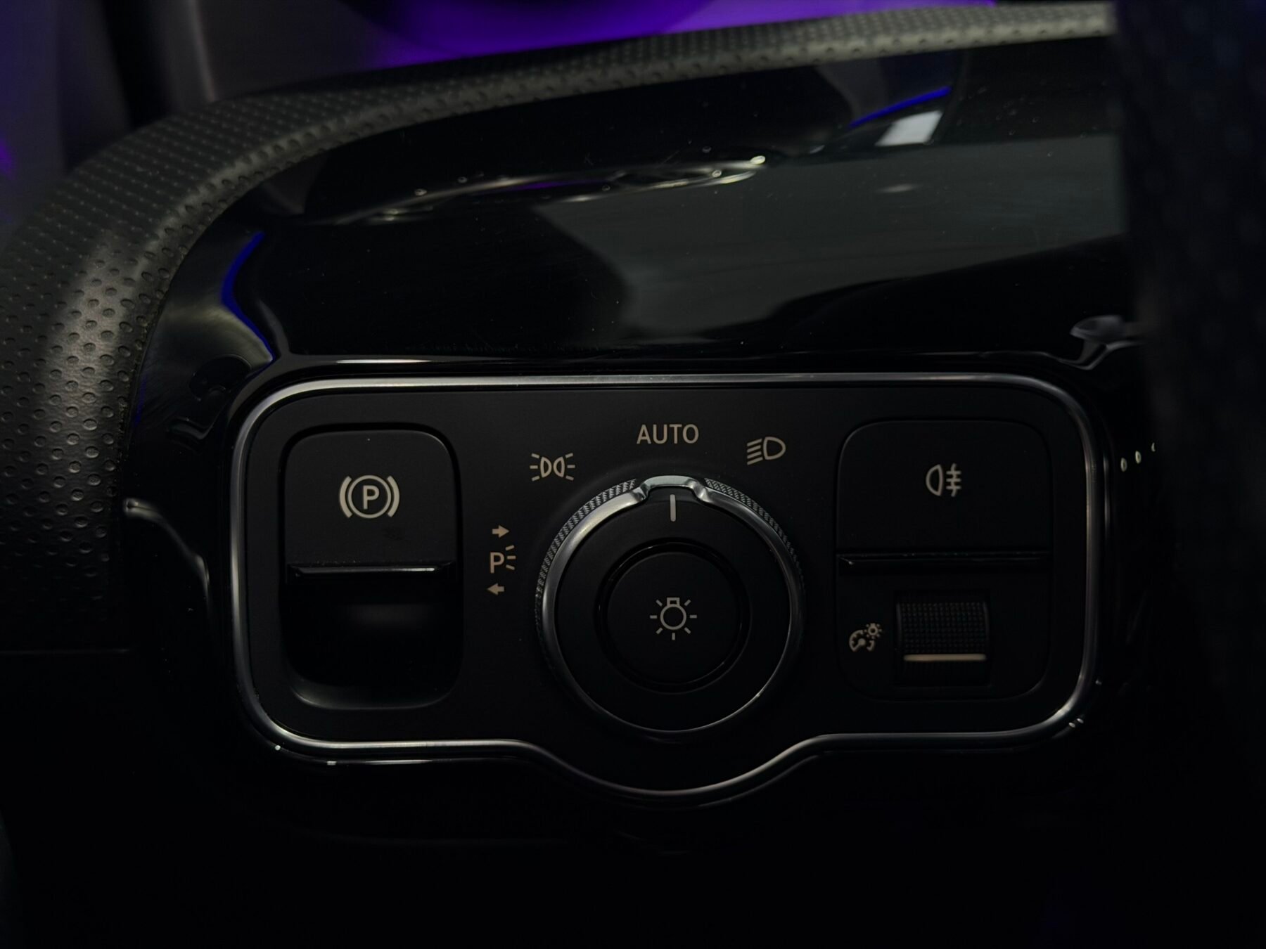 MERCEDES-BENZ CLASE CLA CLA 200 D DCT