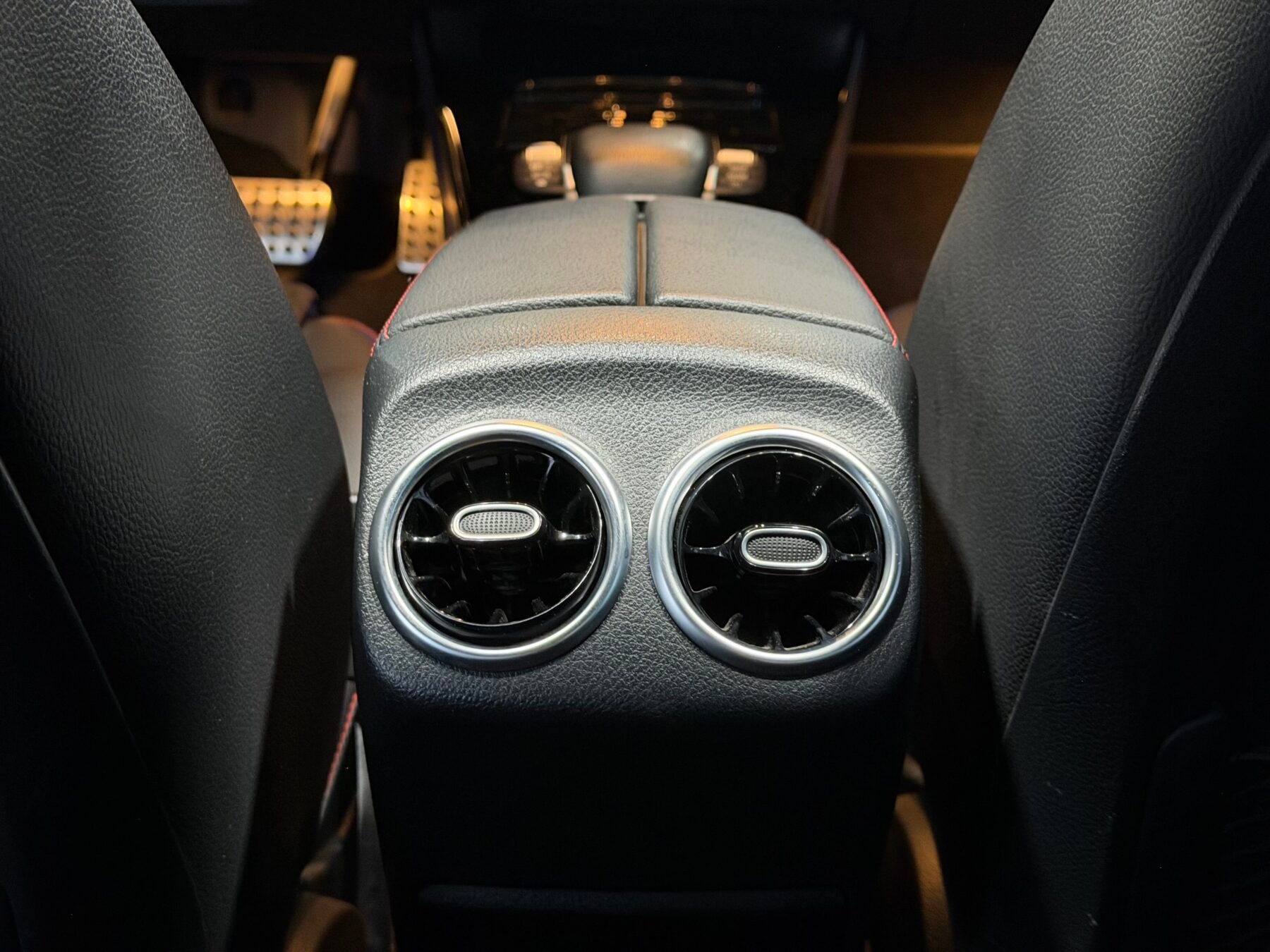 MERCEDES-BENZ CLASE CLA CLA 200 D DCT