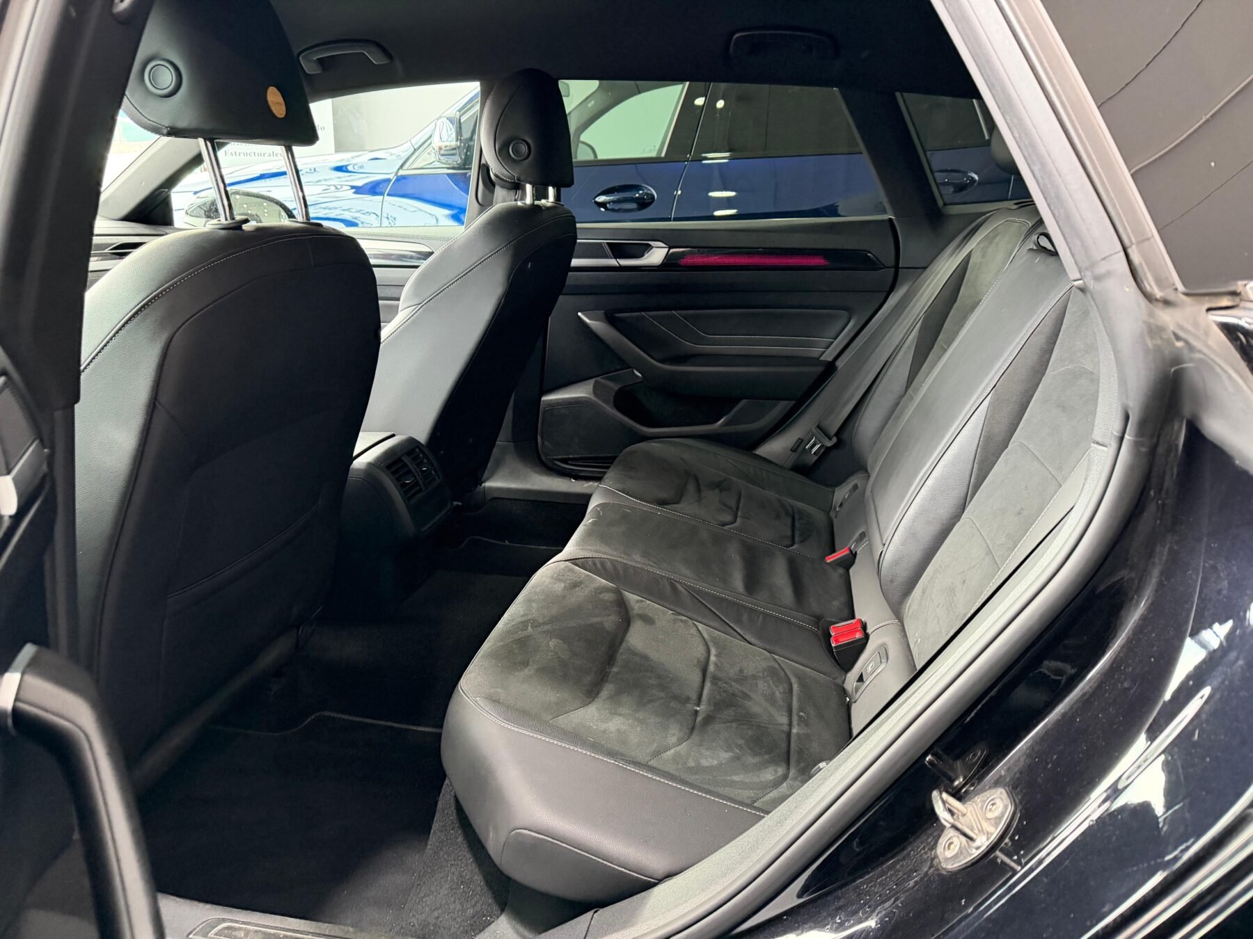 VOLKSWAGEN ARTEON SHOOTING BREAK RLINE 