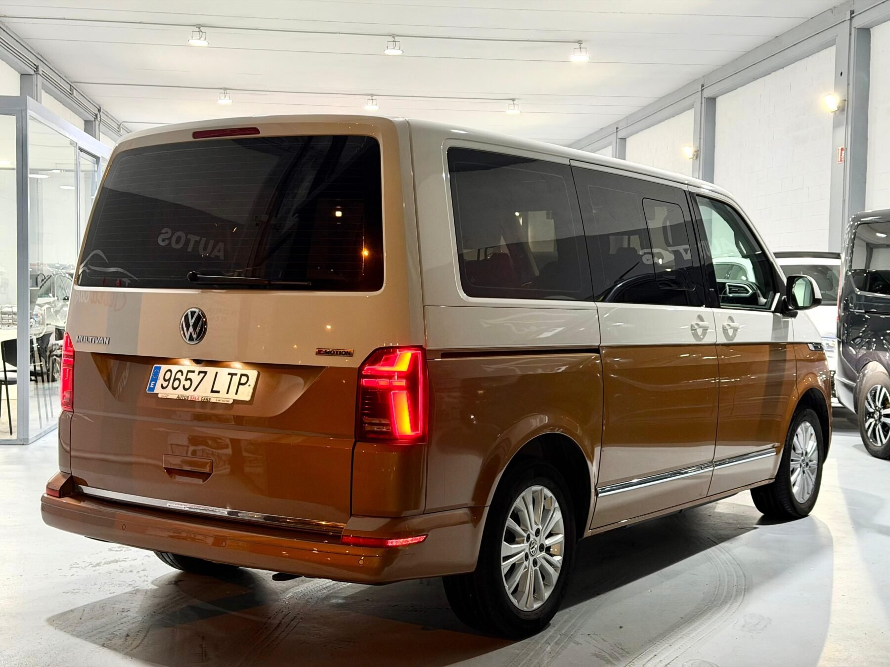 VOLKSWAGEN MULTIVAN Multivan Premium Corto 2.0 TDI 150kW BMT DSG 4Mot