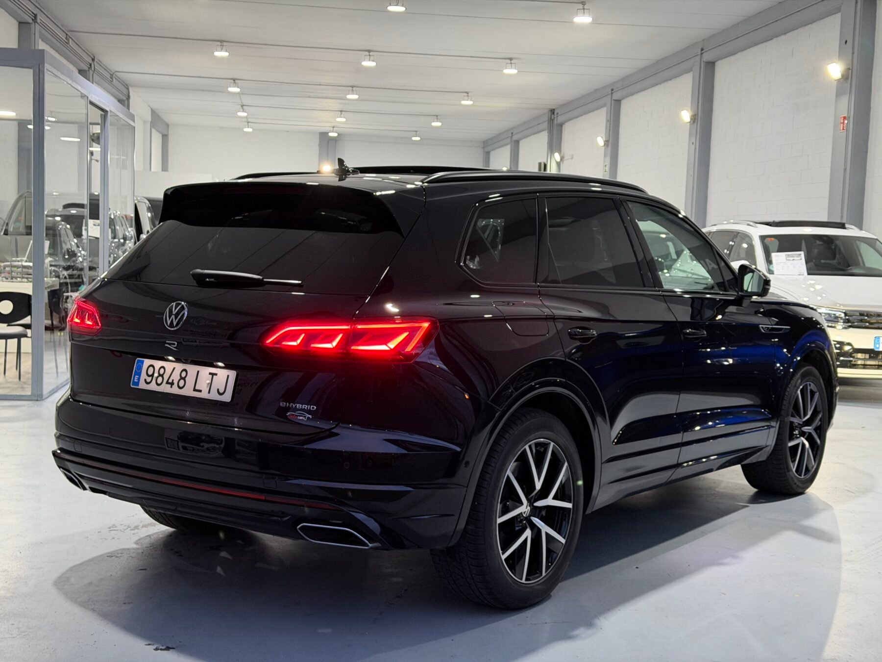 VOLKSWAGEN touareg R 3.0 V6 TSI 462cv