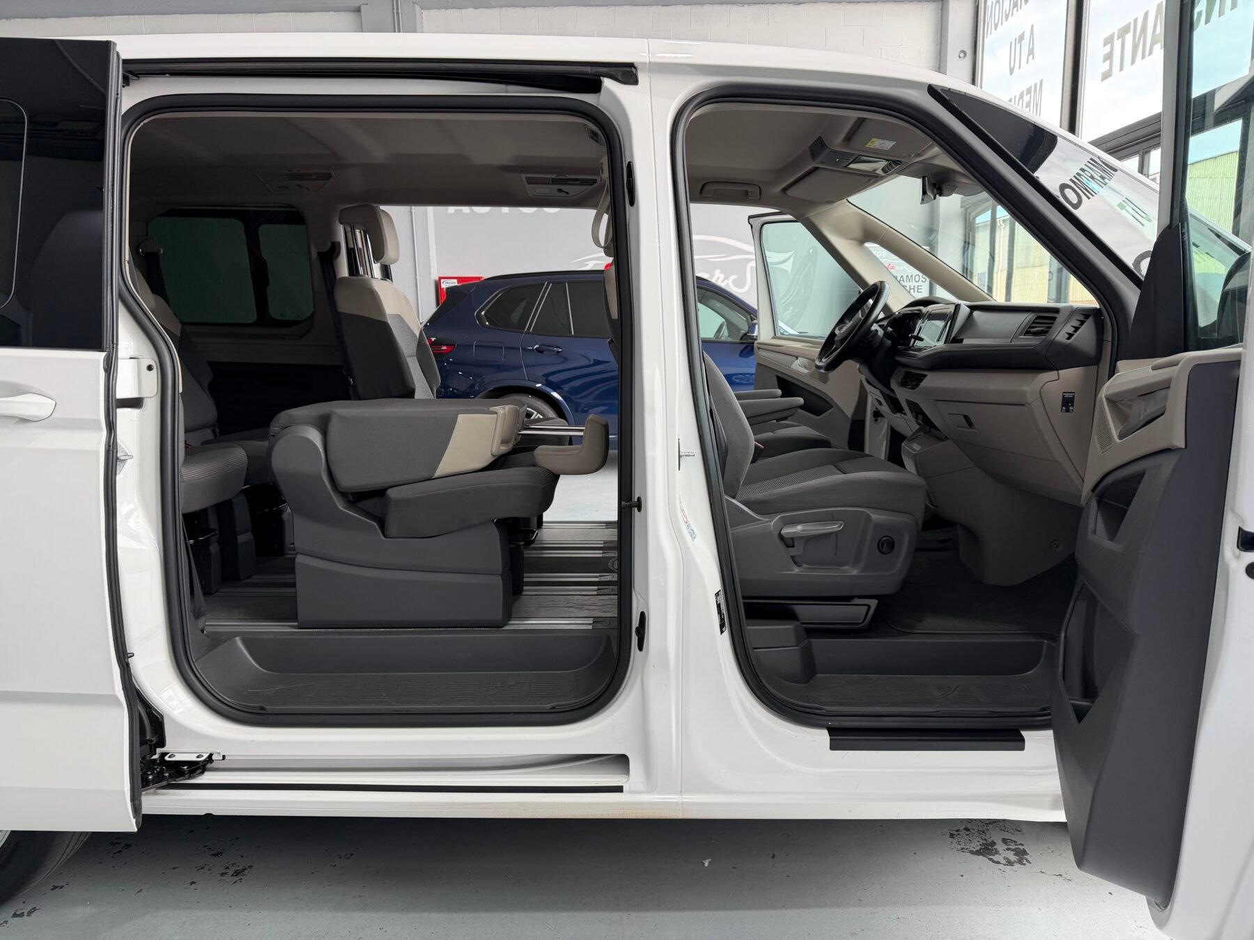 VOLKSWAGEN MULTIVAN PHEV 1.4 TSI 160kW 218CV DSG B.Corta