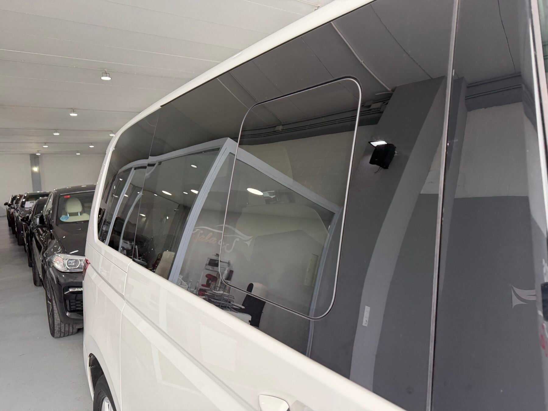 VOLKSWAGEN MULTIVAN PHEV 1.4 TSI 160kW 218CV DSG B.Corta