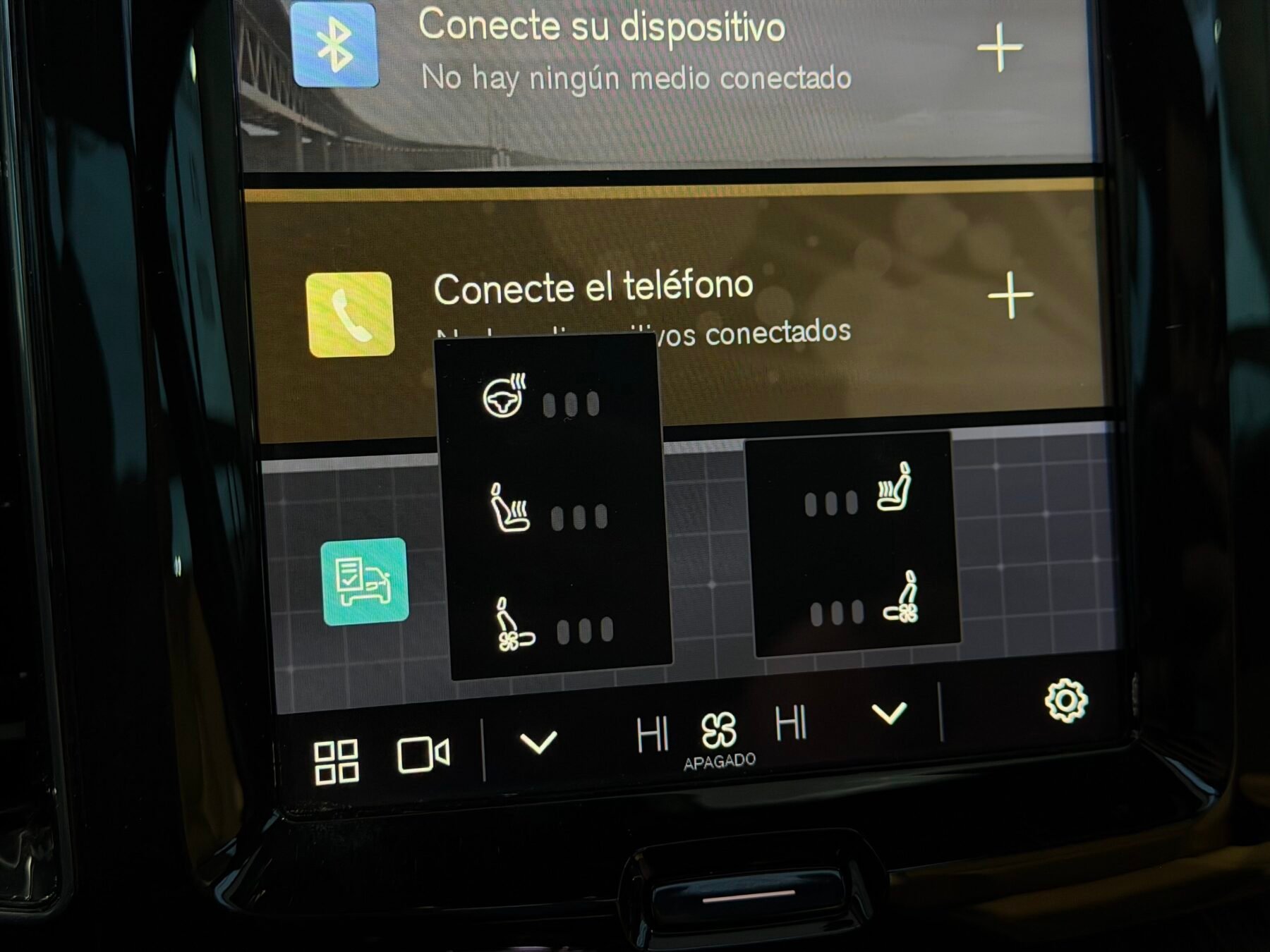 VOLVO XC60 B4 AWD ULTIMATE DARK AUTO