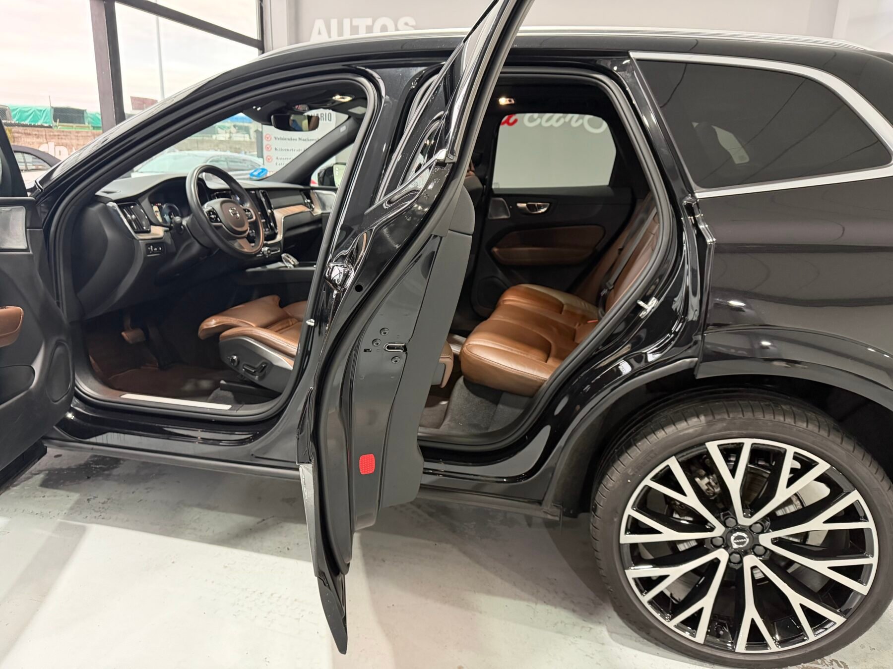 VOLVO XC60 T6 AWD INSCRIPTION AUTO