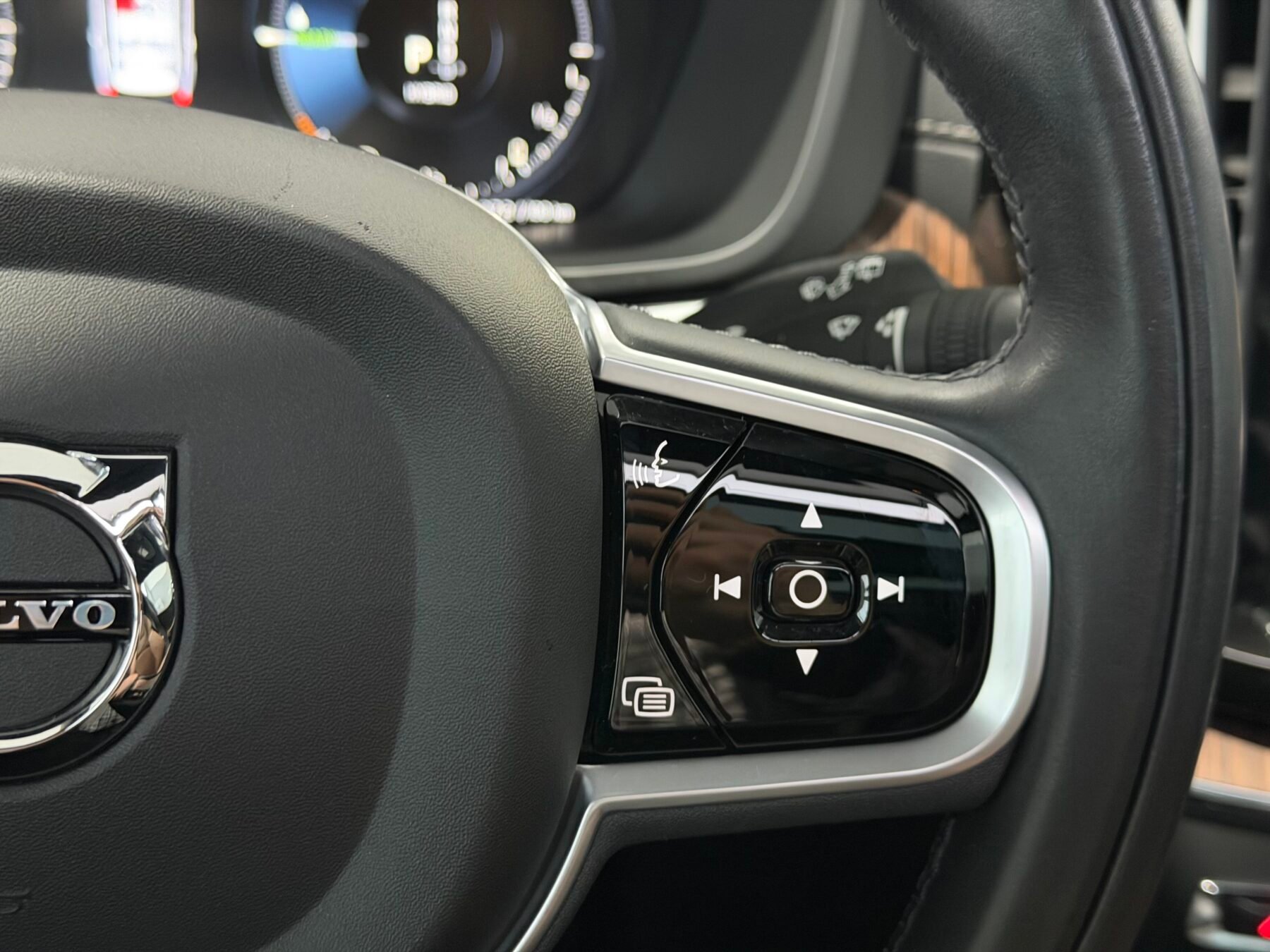 VOLVO XC60 T6 AWD INSCRIPTION AUTO