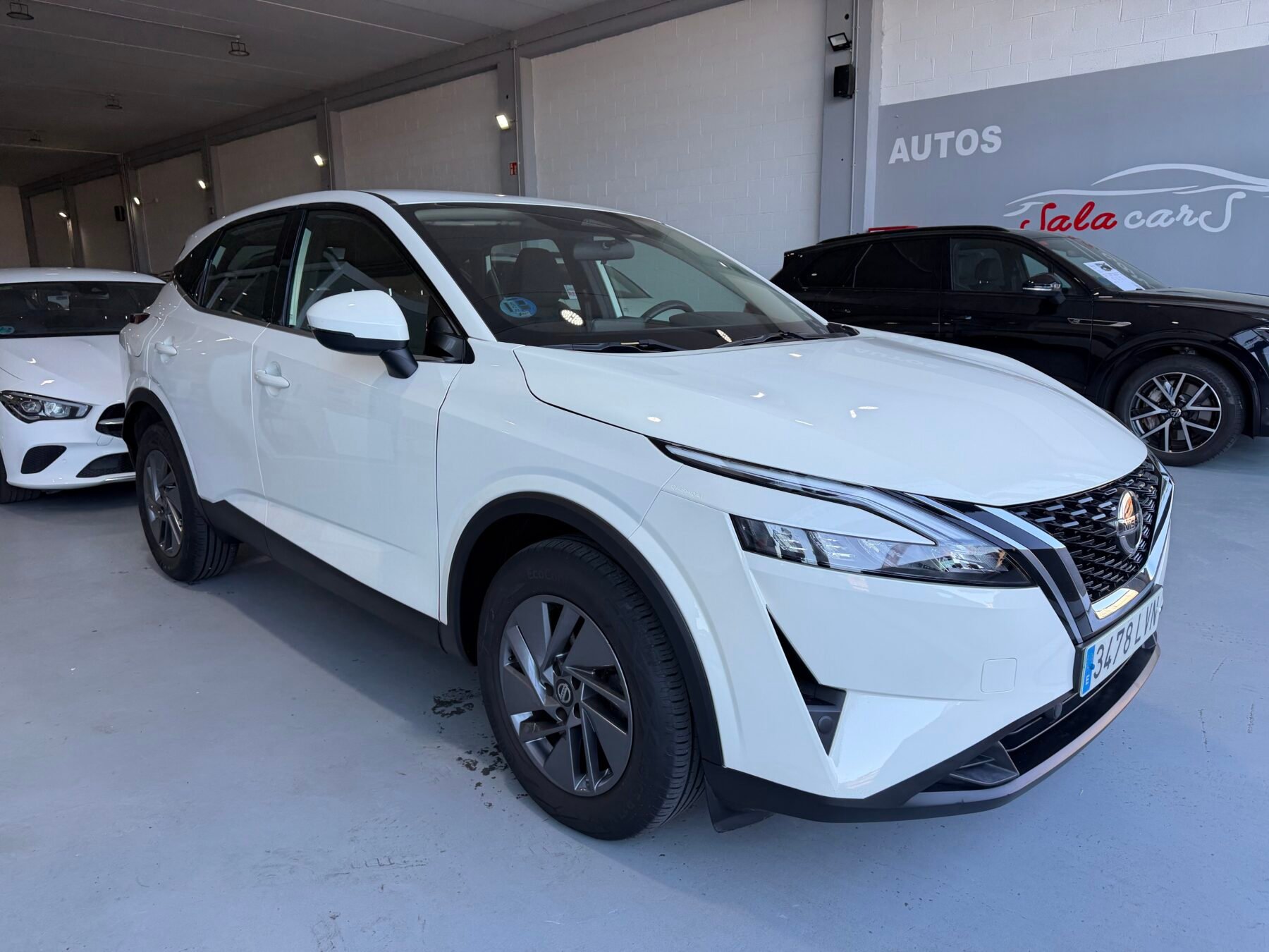 NISSAN Qashqai XTRONIC ACENTA 