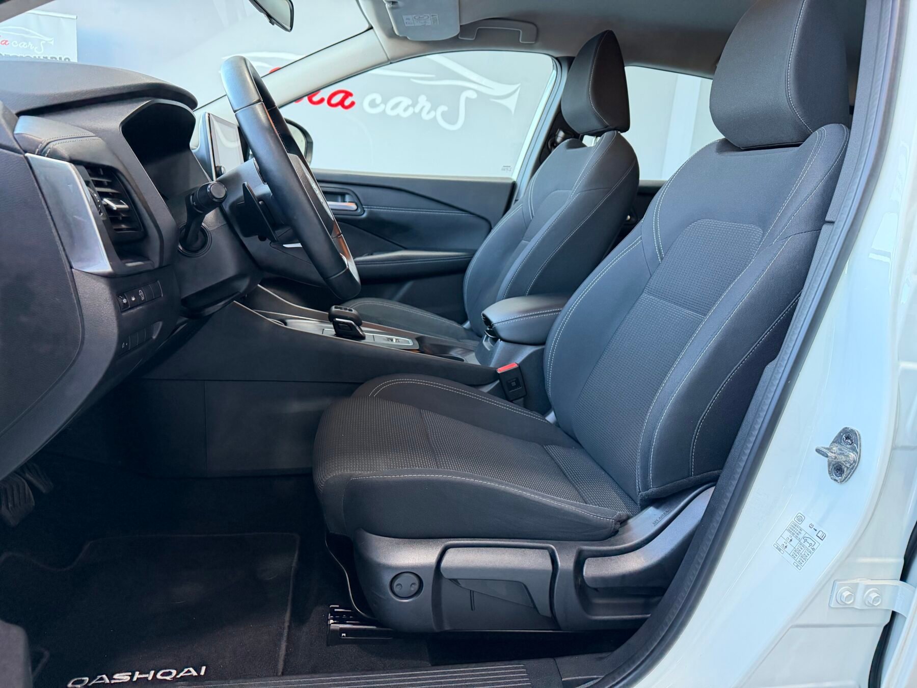 NISSAN Qashqai XTRONIC ACENTA 