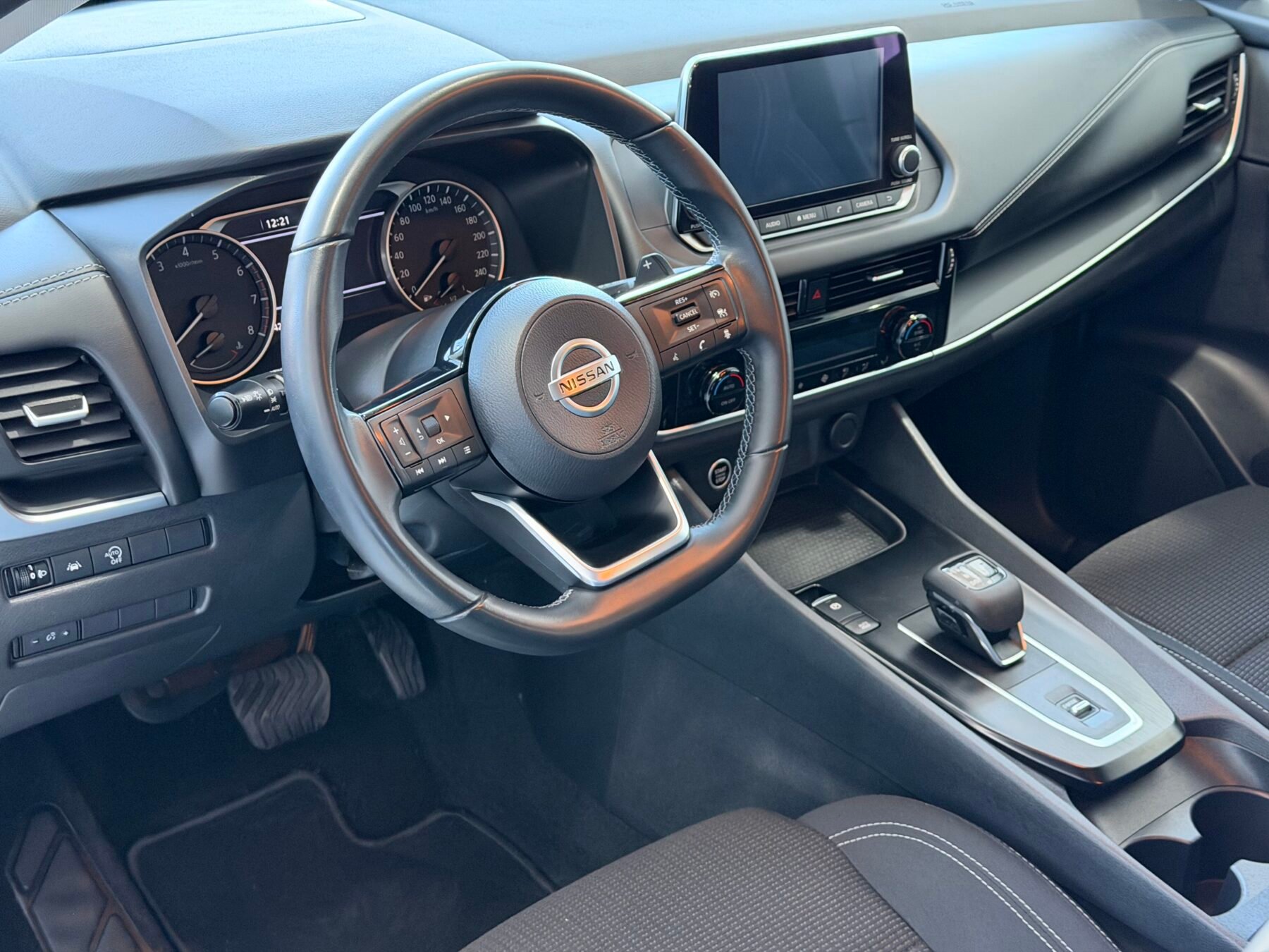 NISSAN Qashqai XTRONIC ACENTA 