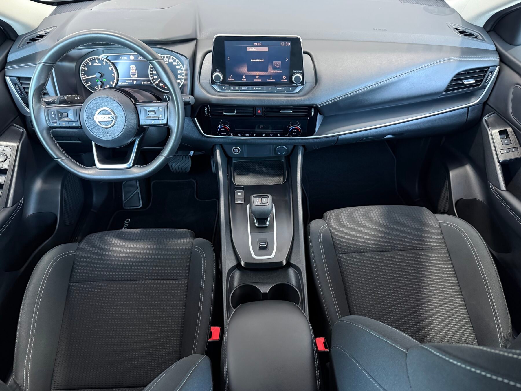 NISSAN Qashqai XTRONIC ACENTA 