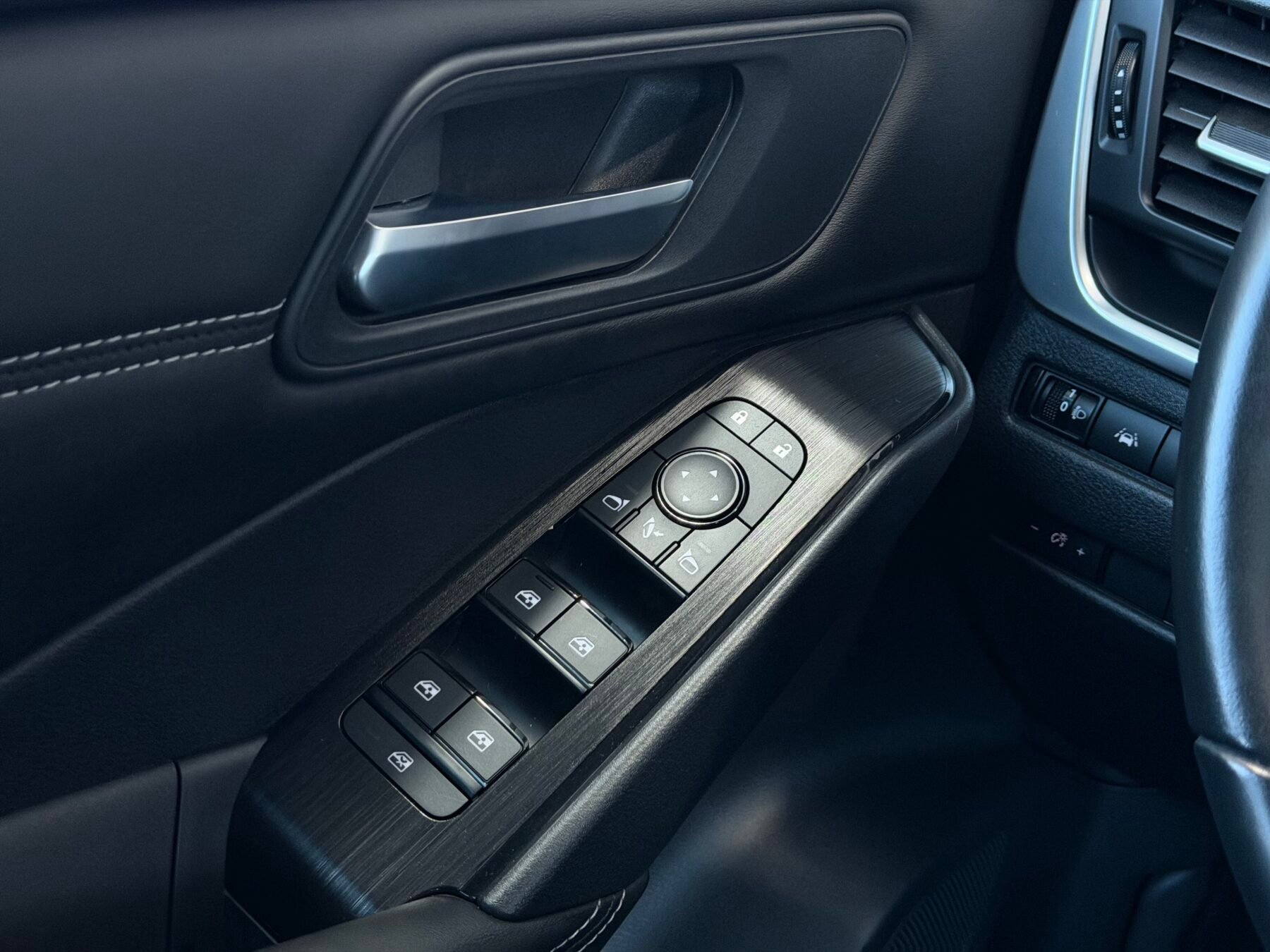 NISSAN Qashqai XTRONIC ACENTA 