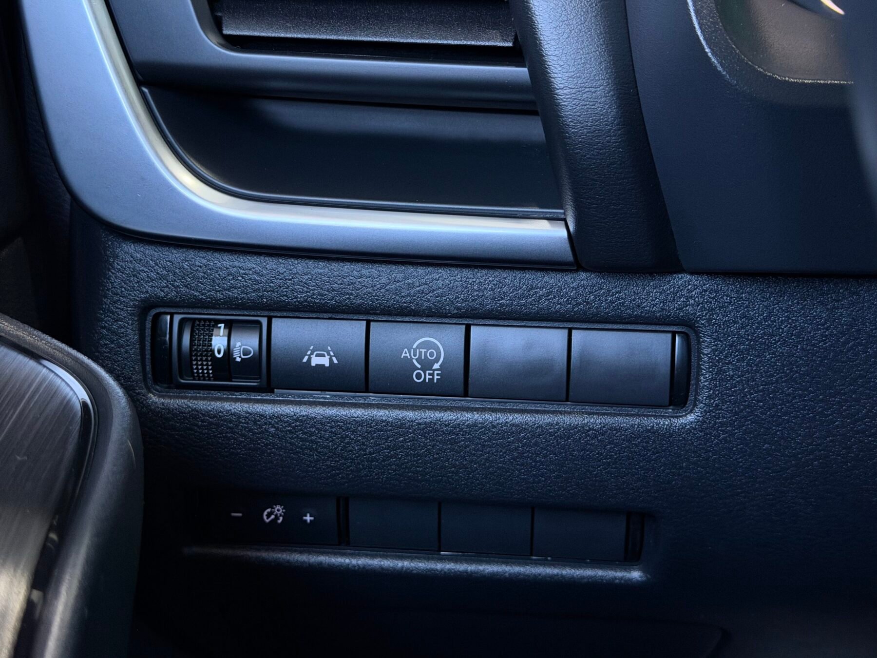 NISSAN Qashqai XTRONIC ACENTA 