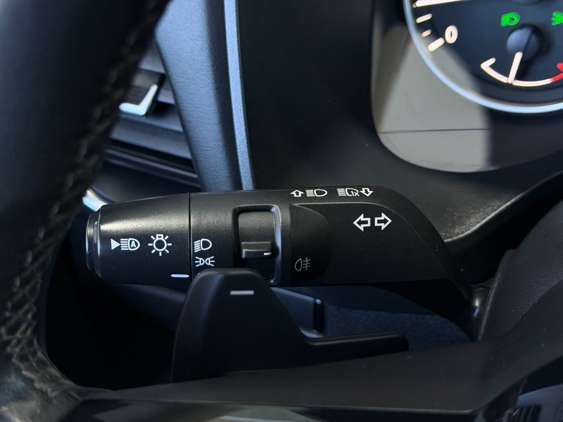 NISSAN Qashqai XTRONIC ACENTA 