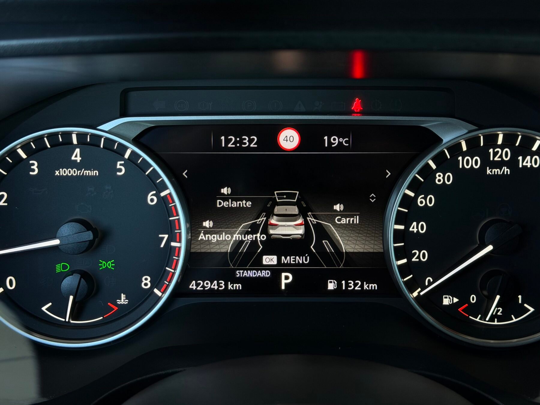 NISSAN Qashqai XTRONIC ACENTA 