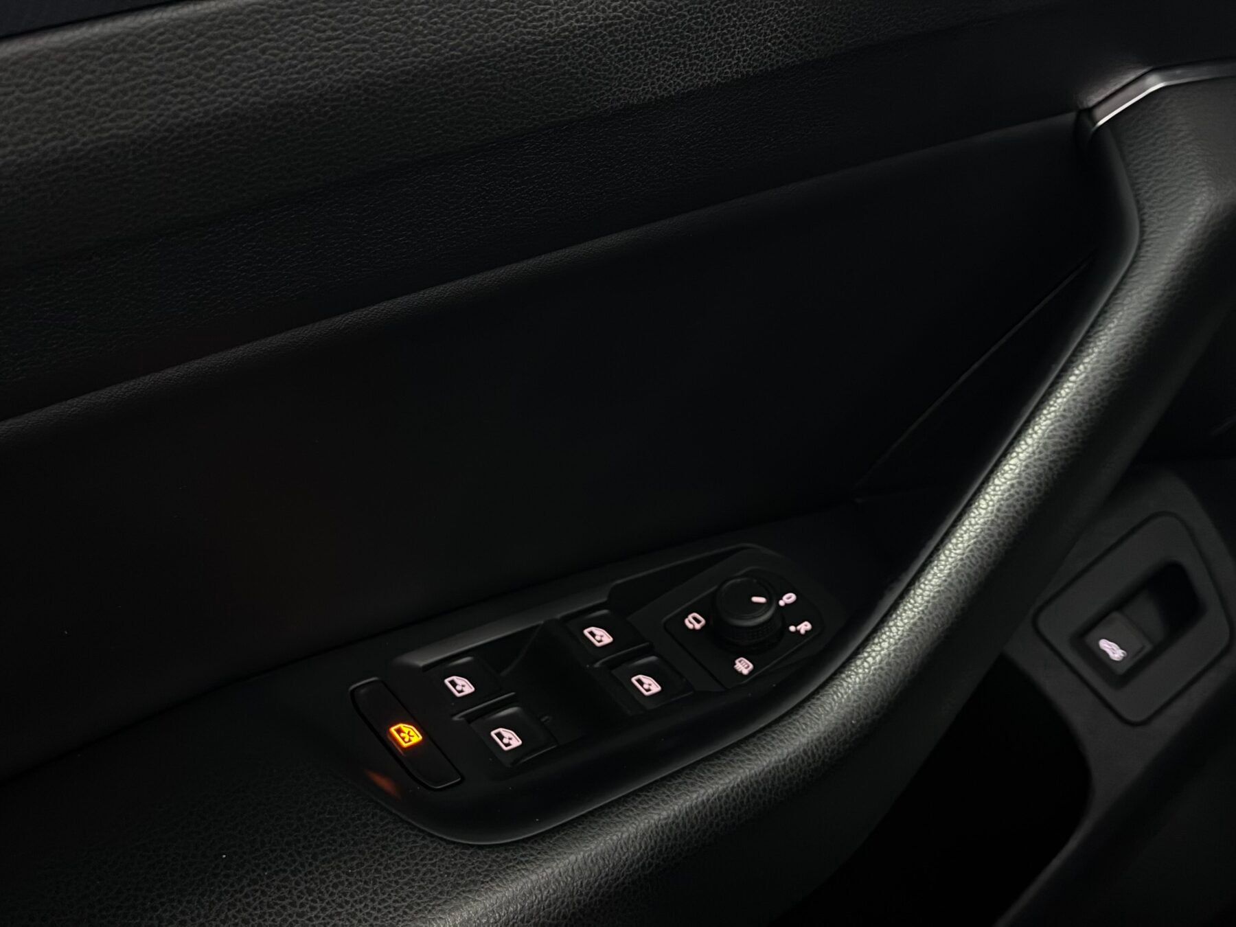 VOLKSWAGEN ARTEON Arteon RLine 2.0 TDI 110kW 150CV DSG