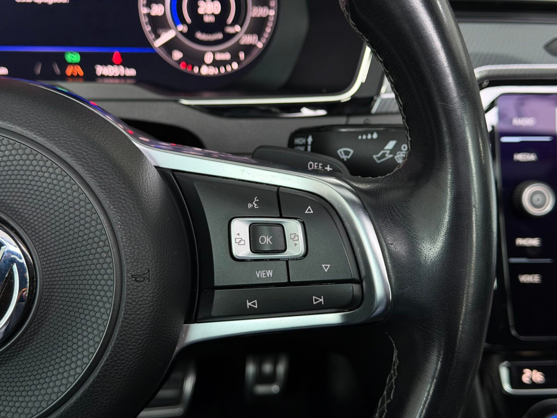 VOLKSWAGEN ARTEON Arteon RLine 2.0 TDI 110kW 150CV DSG