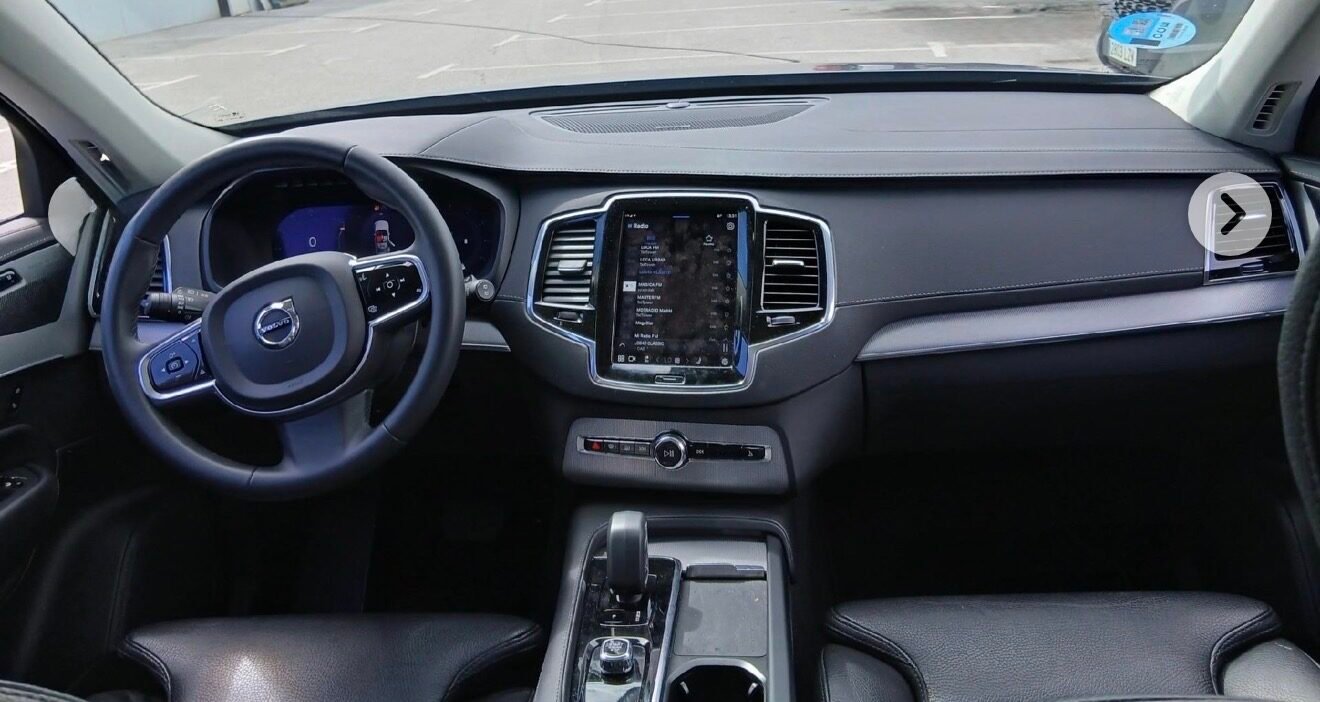 VOLVO XC90 B5 D AWF PLUS DARK AUTO 