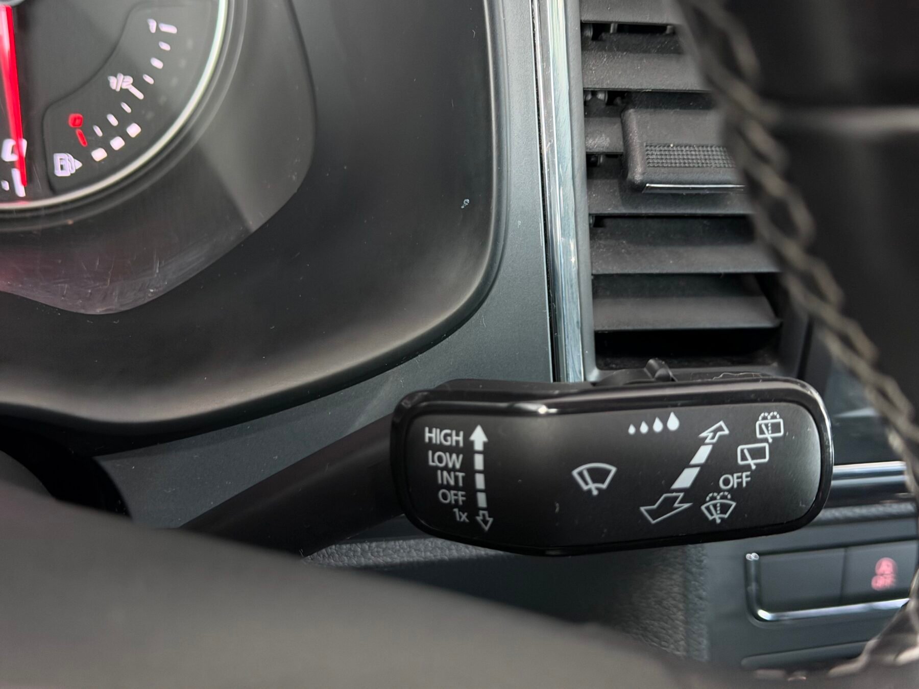 SEAT Ateca 1.6 TDI 115CV REFERENCE PLUS